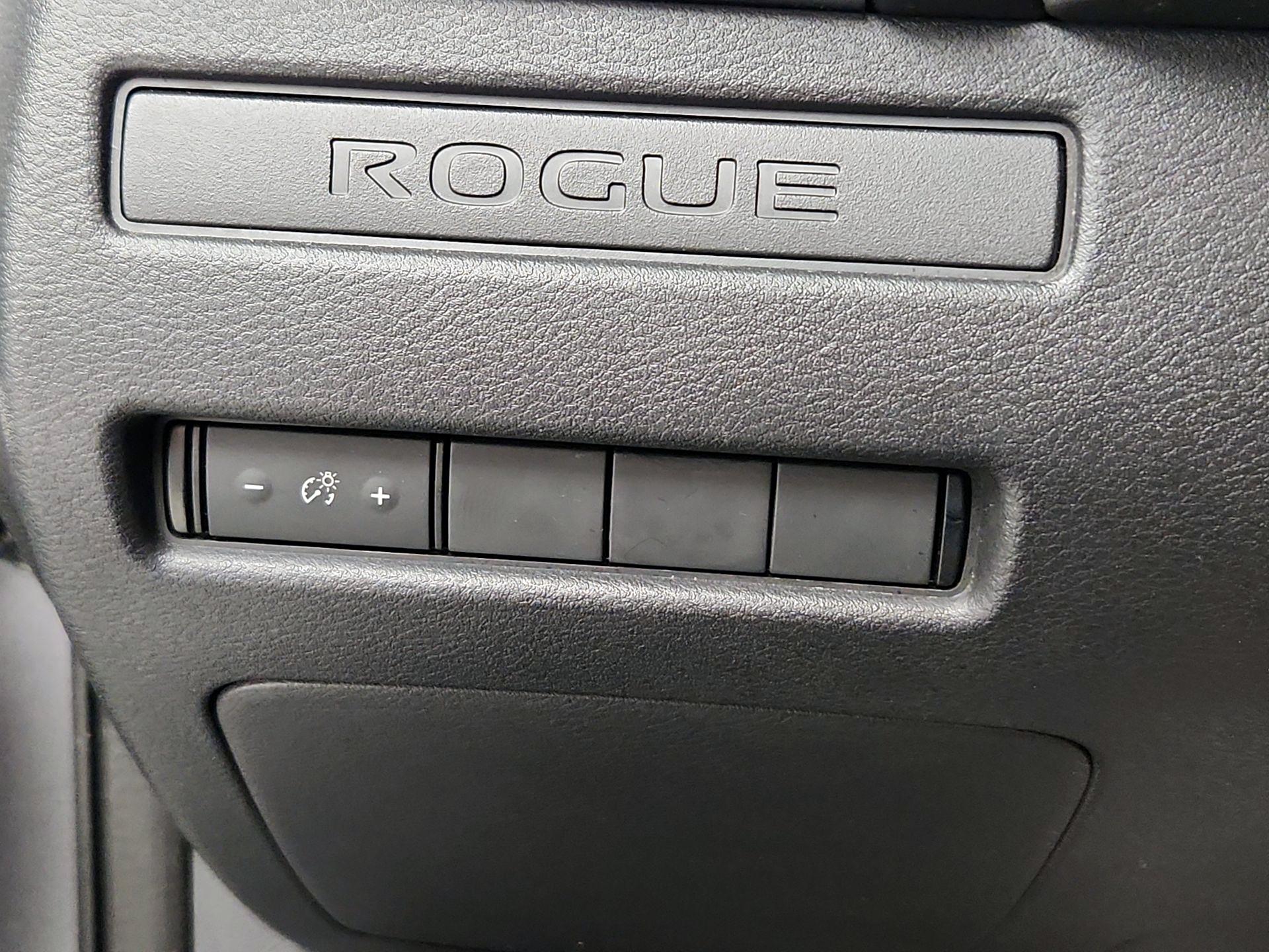 Thumbnail: 2023 Nissan Rogue - 13