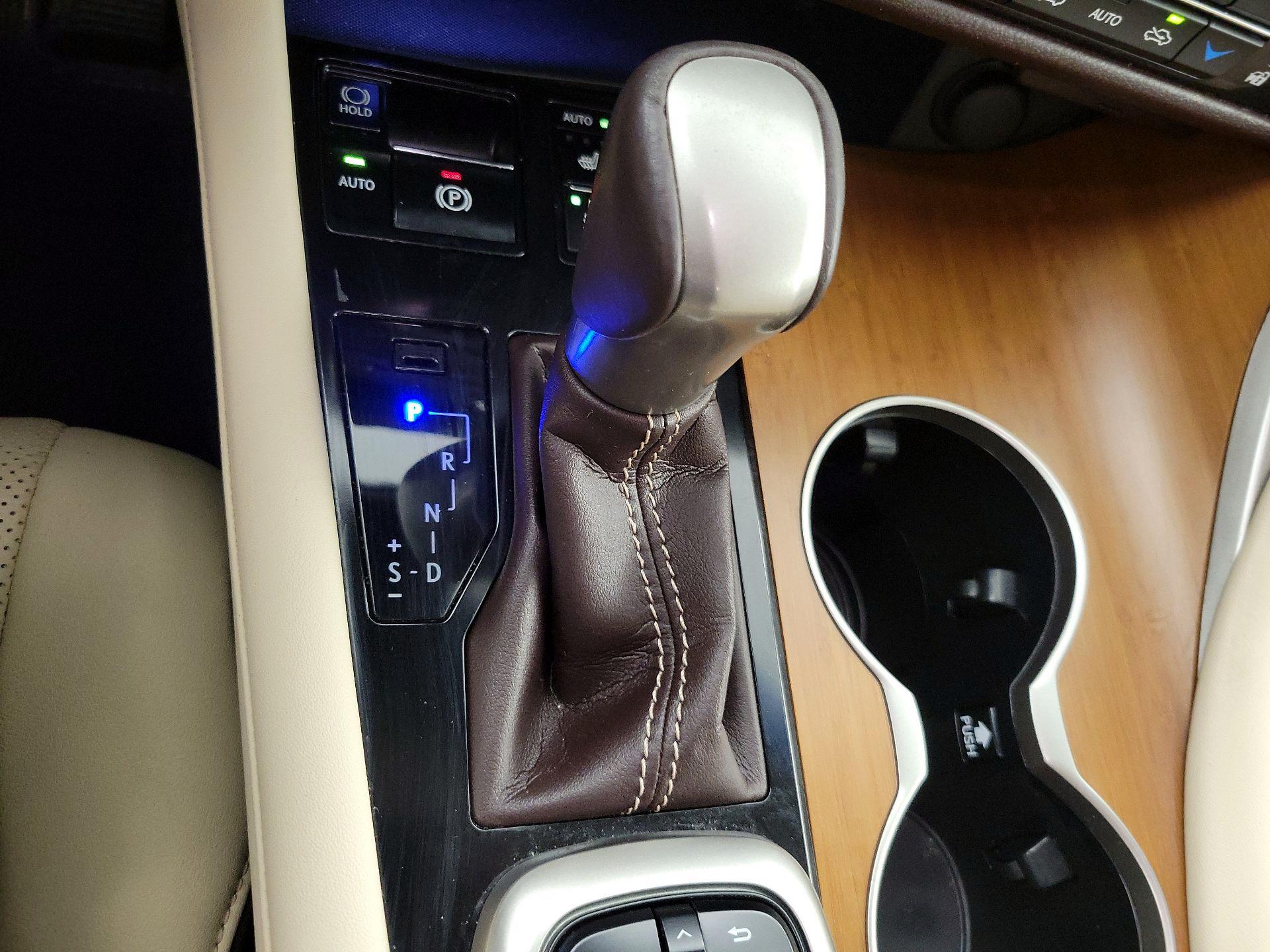 Thumbnail: 2016 Lexus RX - 17