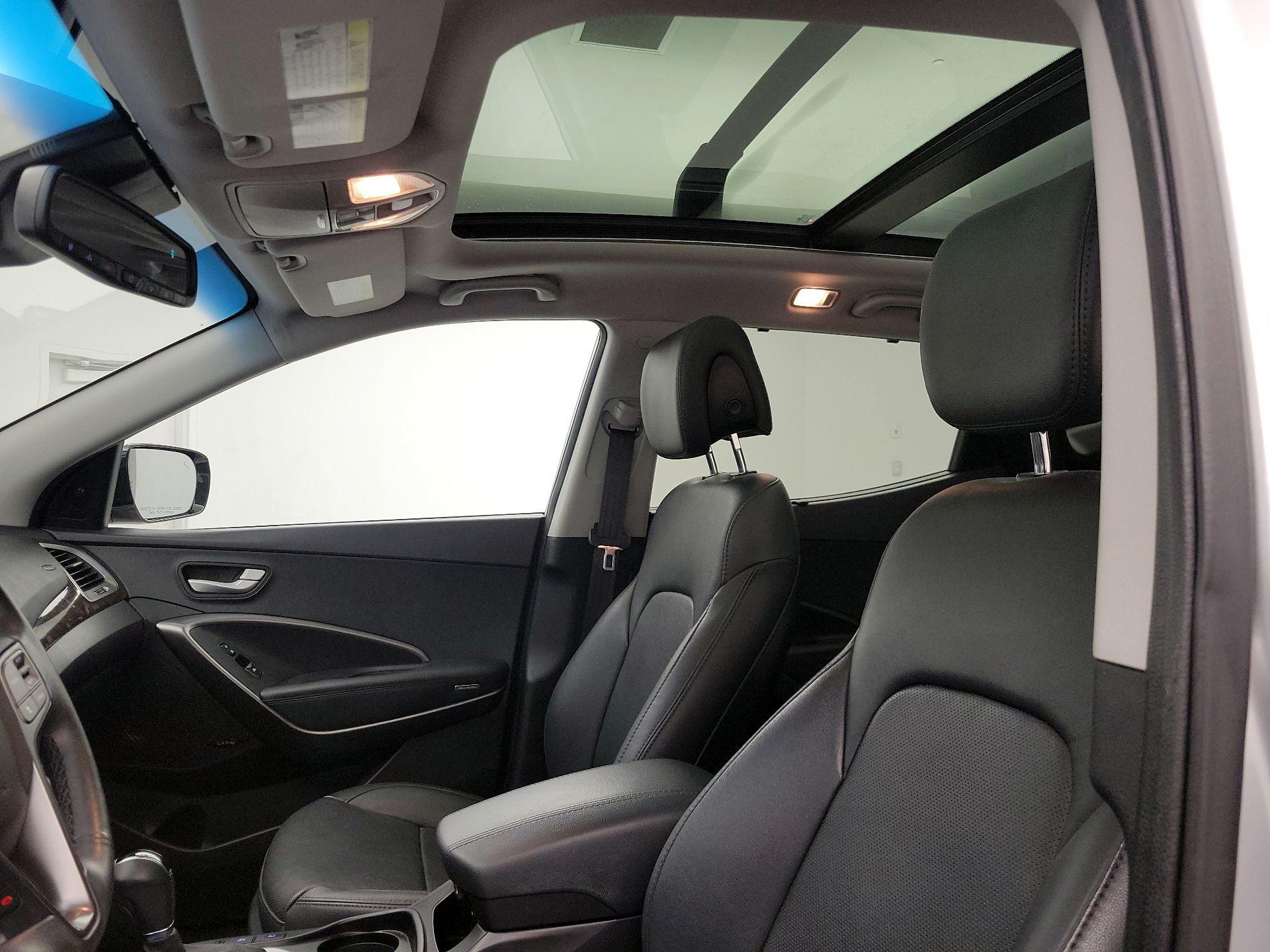 Thumbnail: 2017 Hyundai Santa Fe - 20