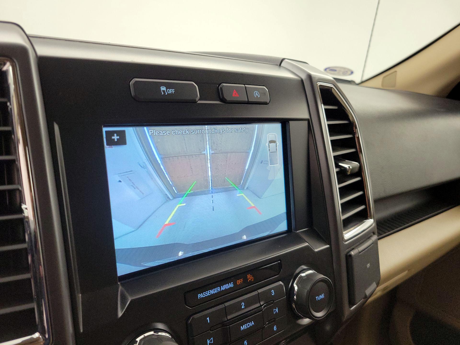 Thumbnail: 2016 Ford F-150 - 15