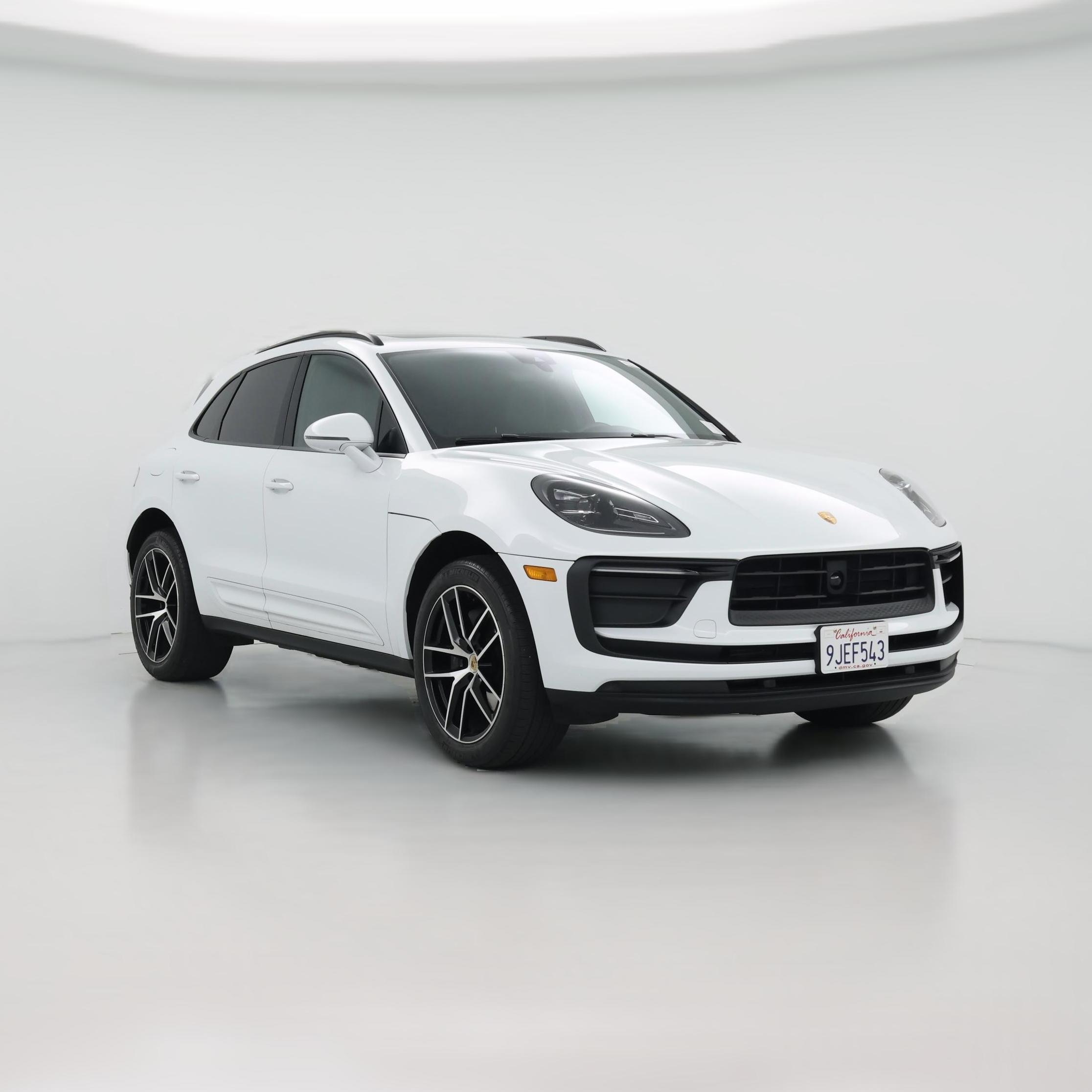 Thumbnail: 2023 Porsche Macan - 1