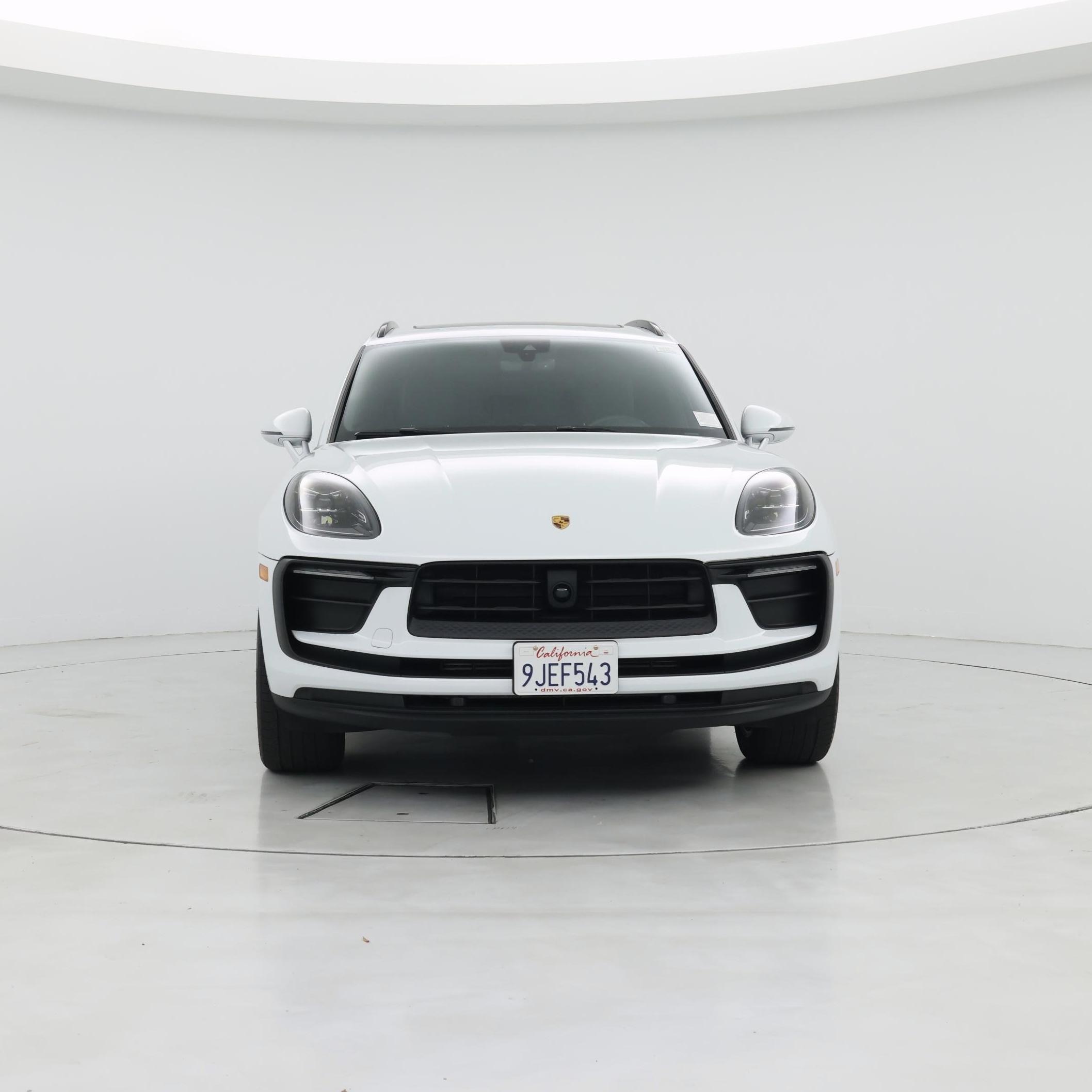 Thumbnail: 2023 Porsche Macan - 5