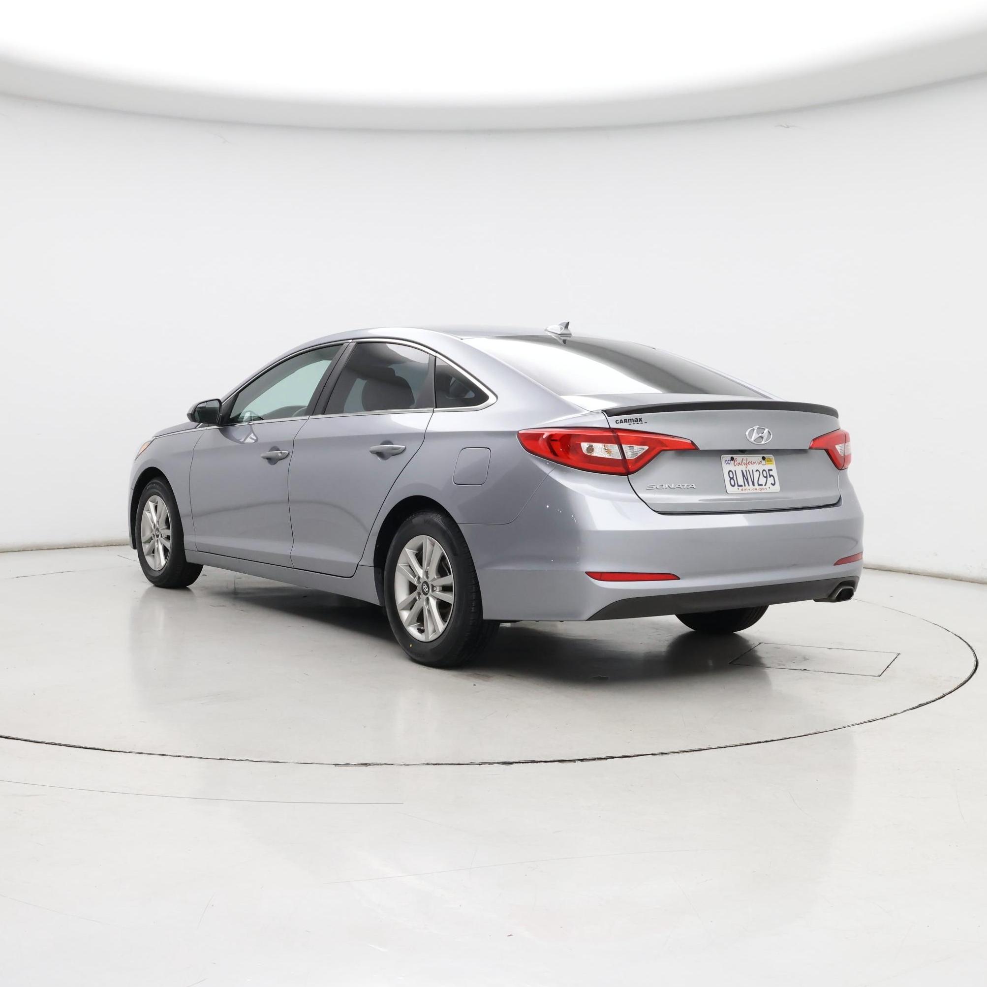 Thumbnail: 2015 Hyundai Sonata - 2