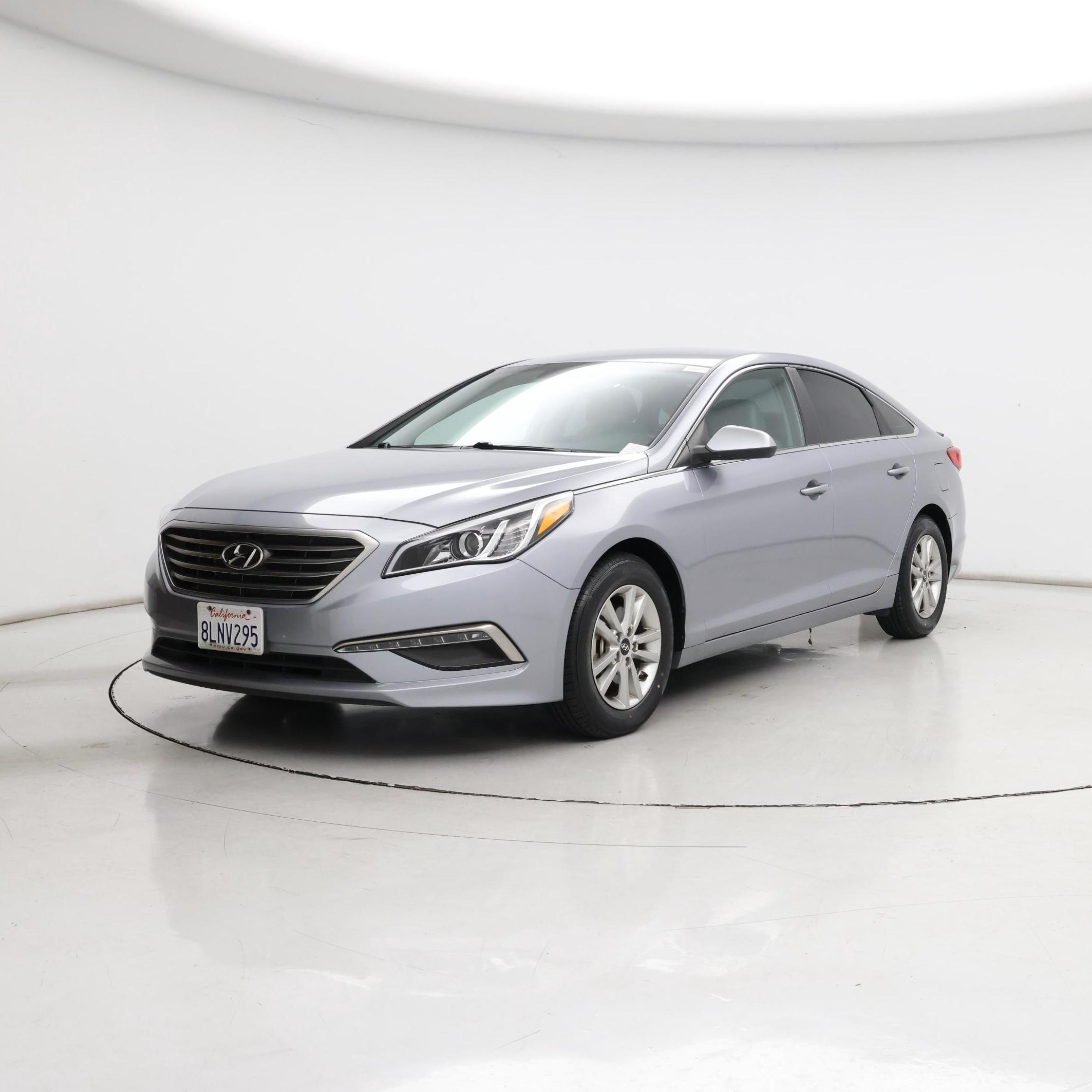 Thumbnail: 2015 Hyundai Sonata - 4