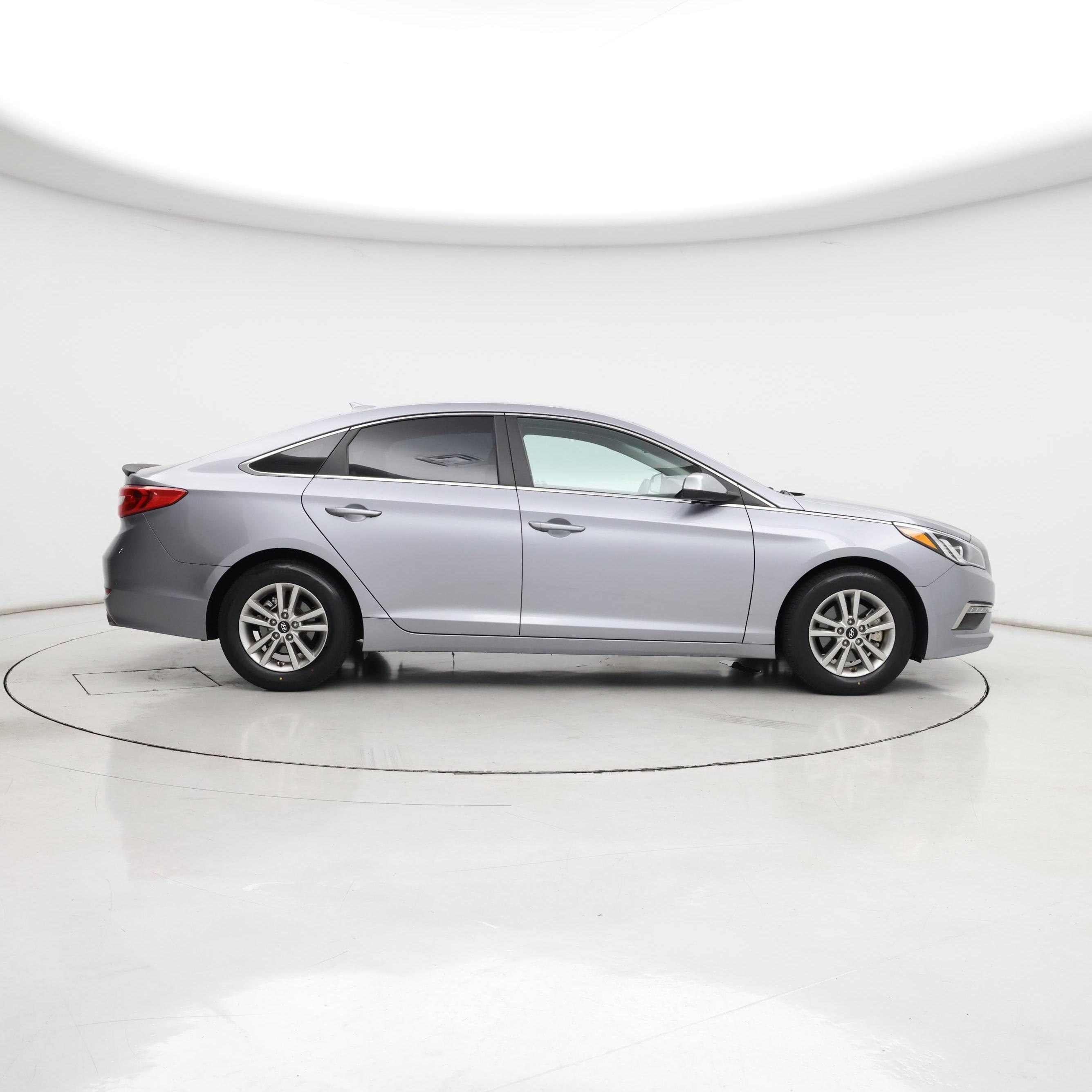 Thumbnail: 2015 Hyundai Sonata - 7