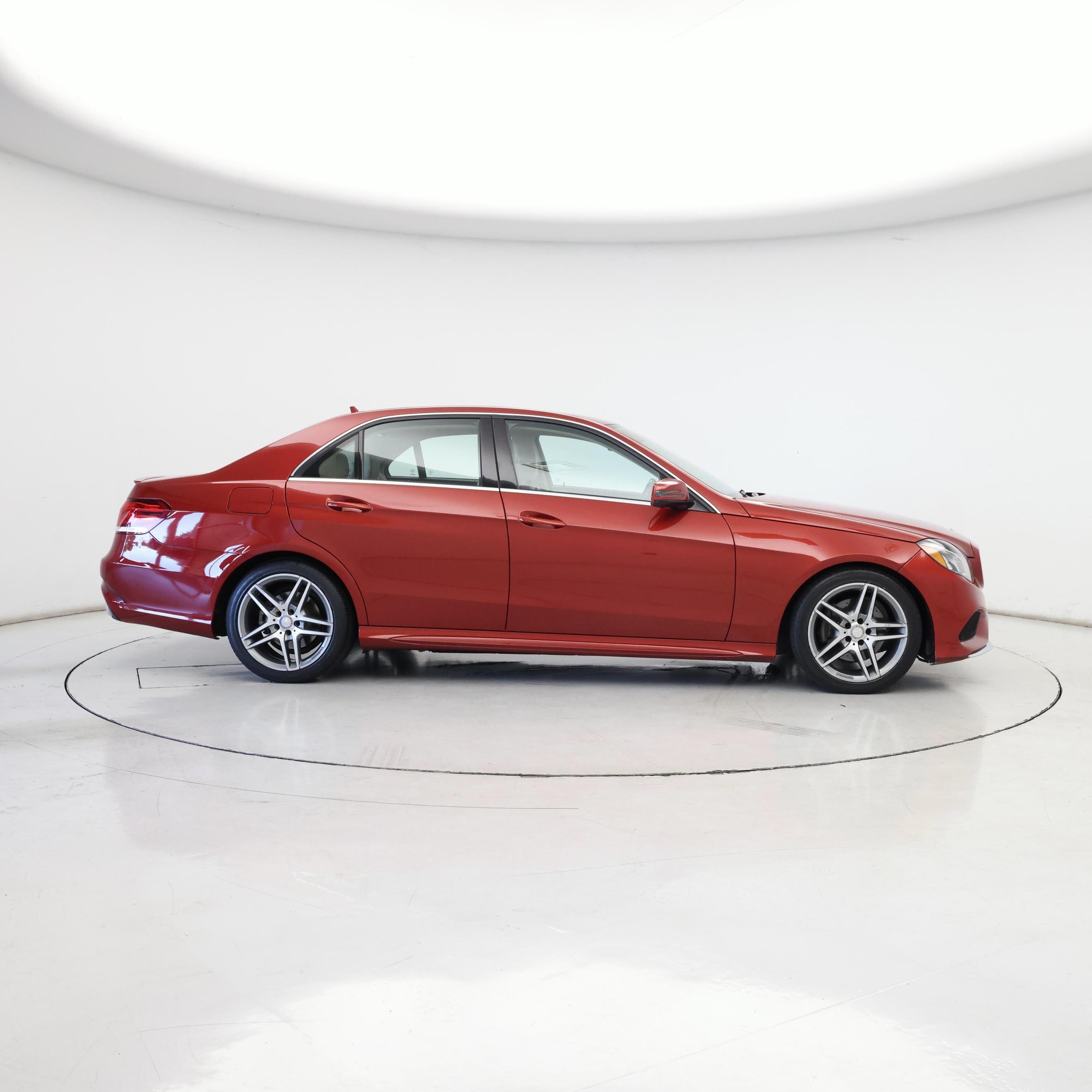 Thumbnail: 2016 Mercedes-Benz E-Class - 7