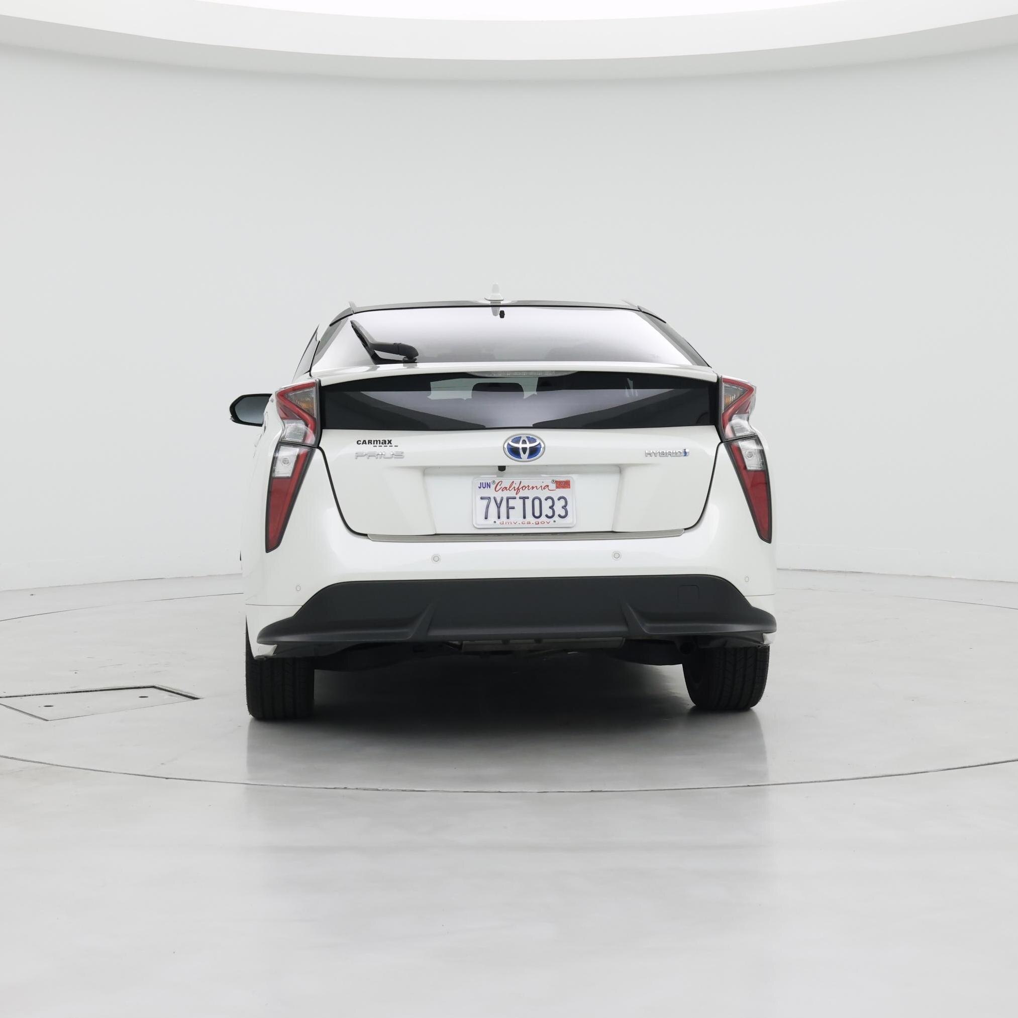 Thumbnail: 2017 Toyota Prius - 6