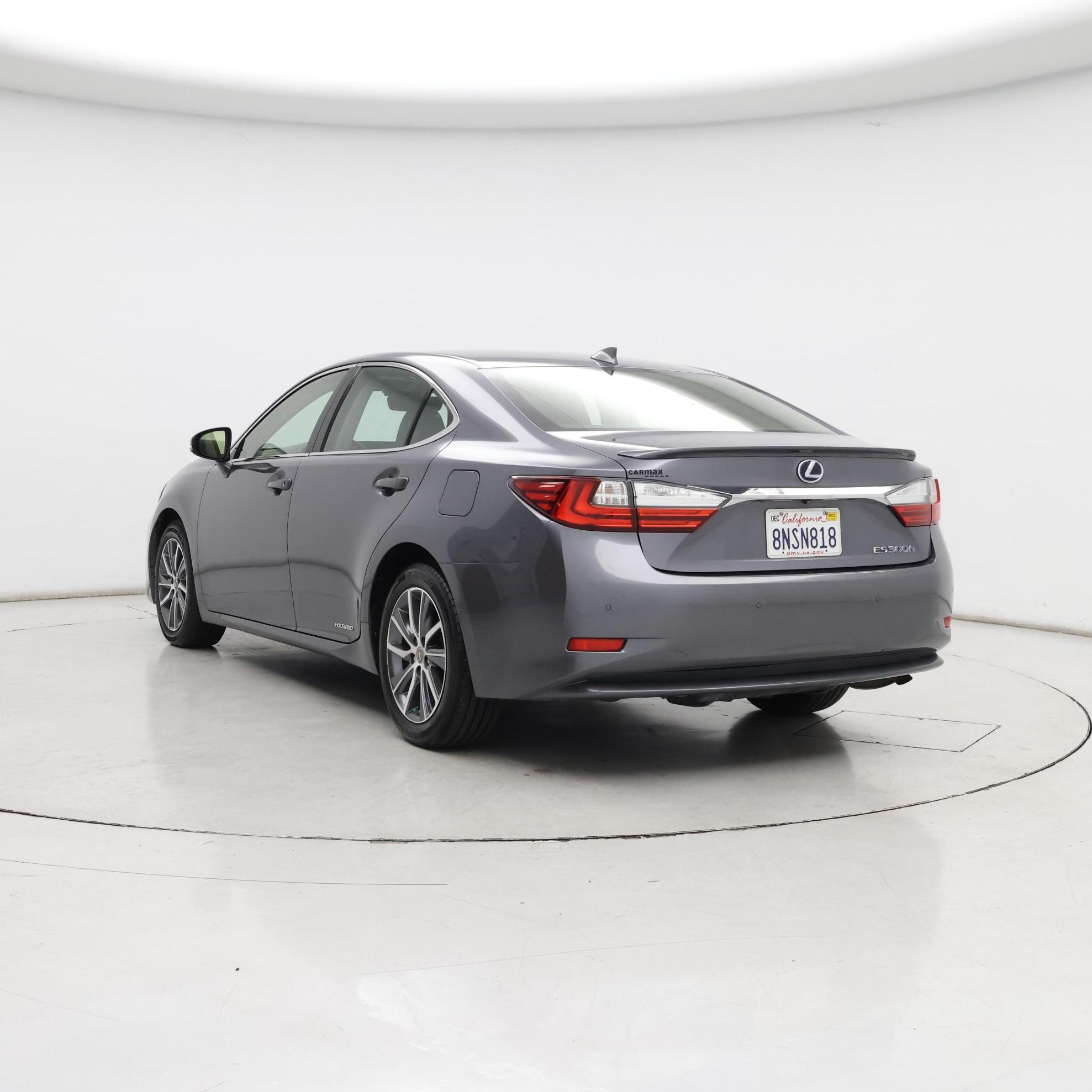Thumbnail: 2018 Lexus ES - 2