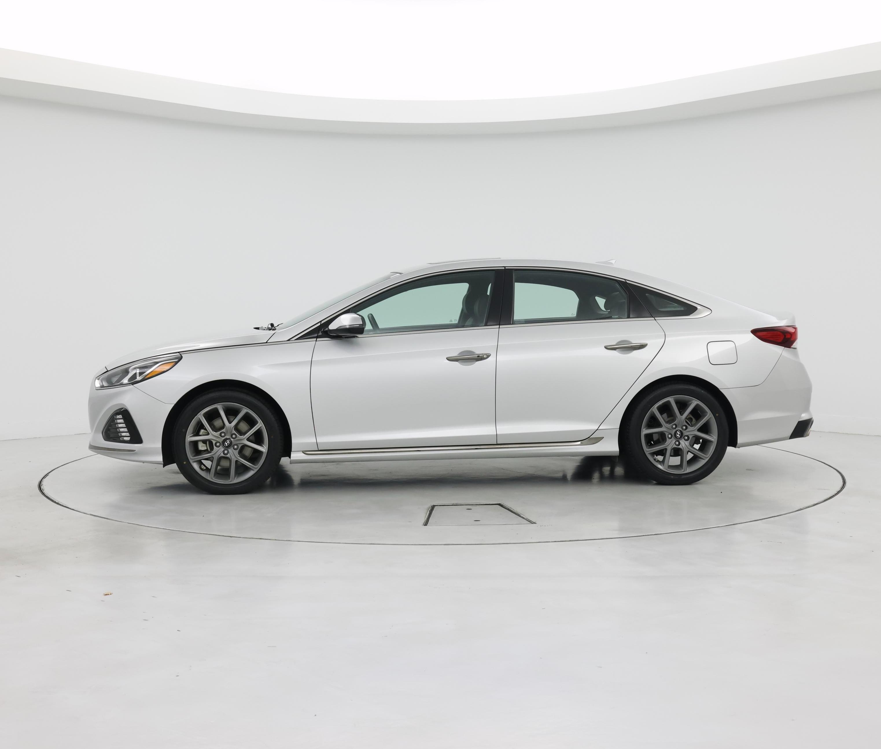 Thumbnail: 2018 Hyundai Sonata - 3