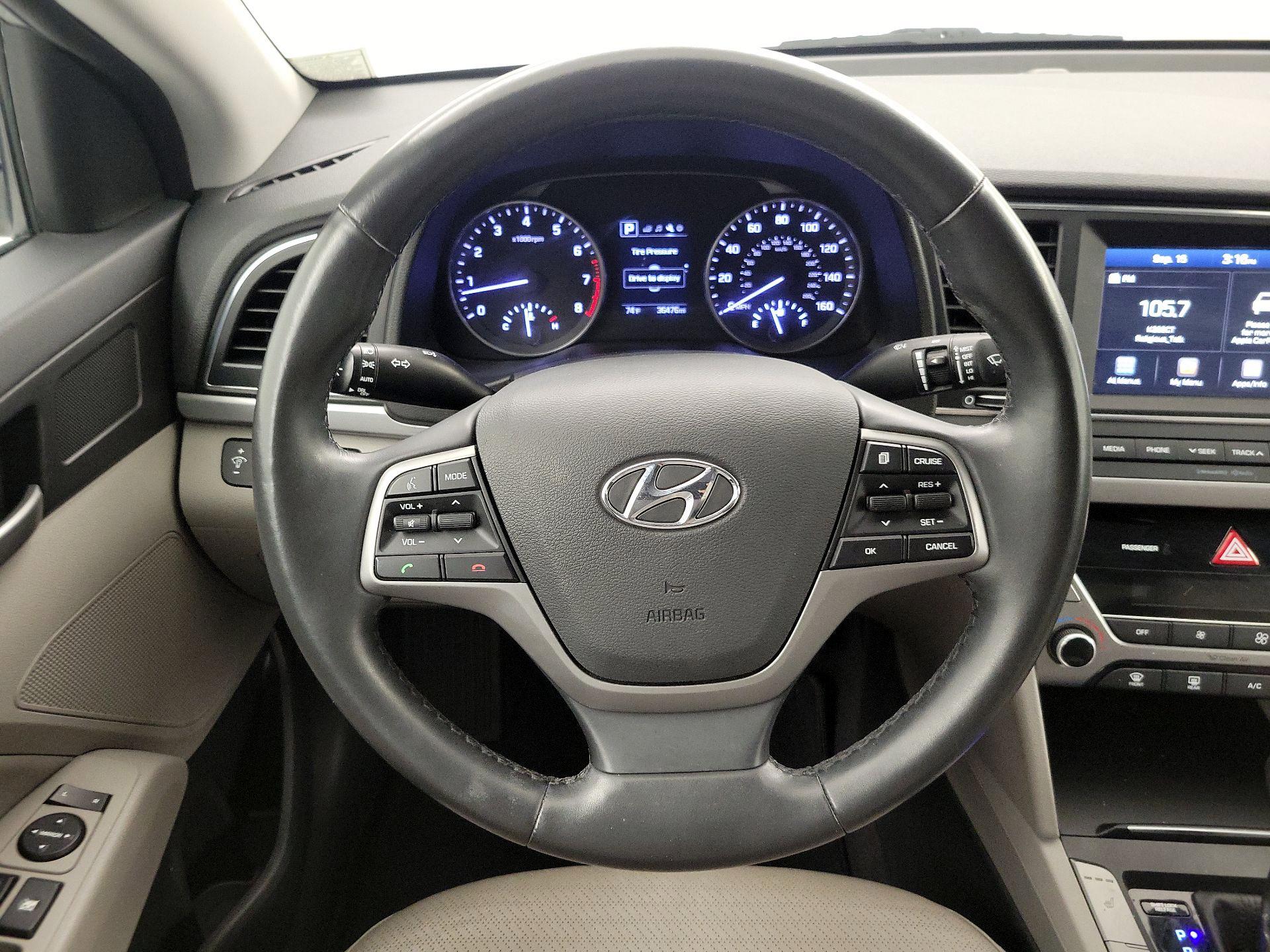 Thumbnail: 2017 Hyundai Elantra - 10