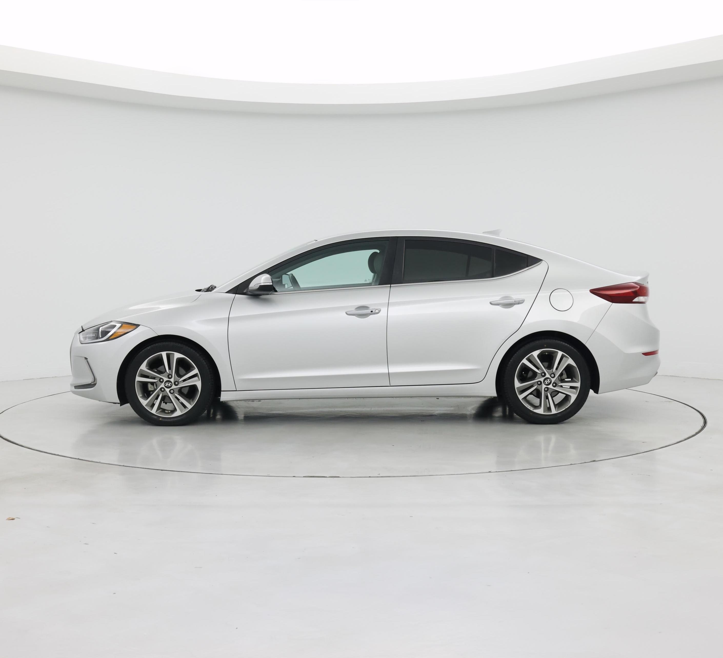 Thumbnail: 2017 Hyundai Elantra - 3