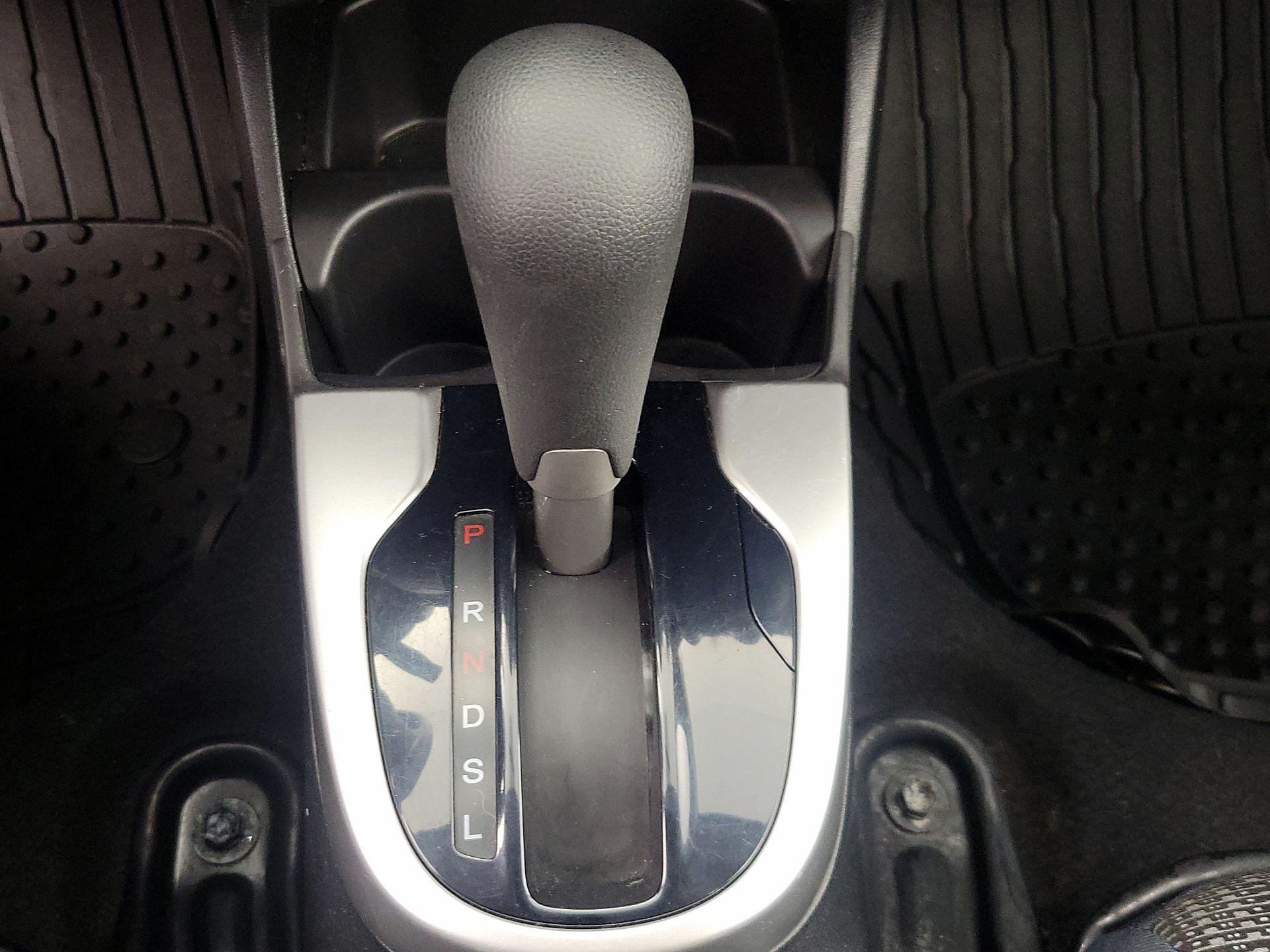 Thumbnail: 2017 Honda Fit - 17