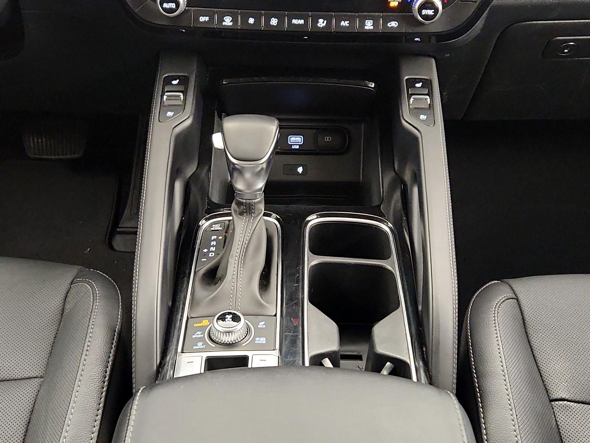 Thumbnail: 2021 Kia Telluride - 18