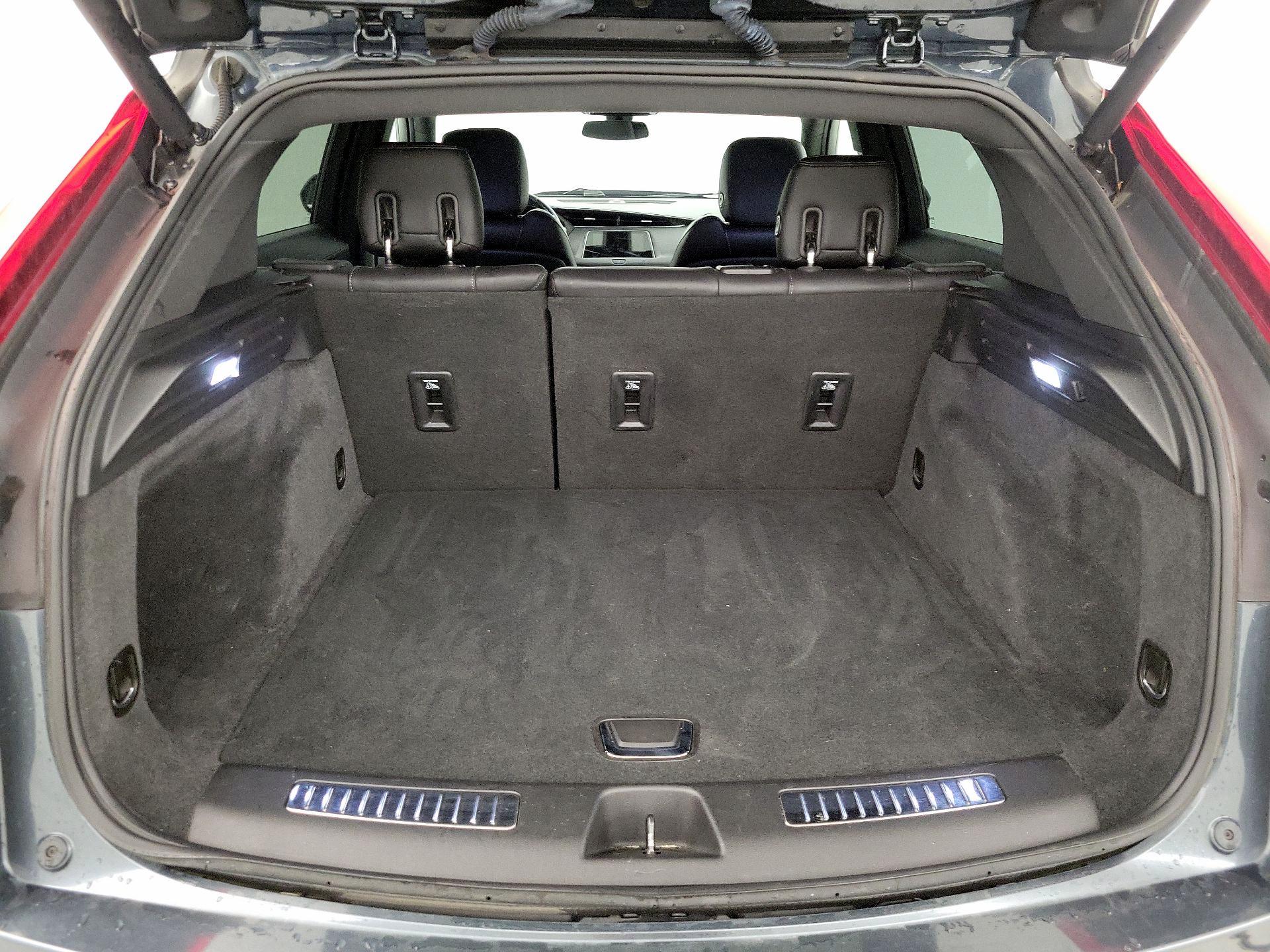 Thumbnail: 2019 Cadillac XT4 - 20