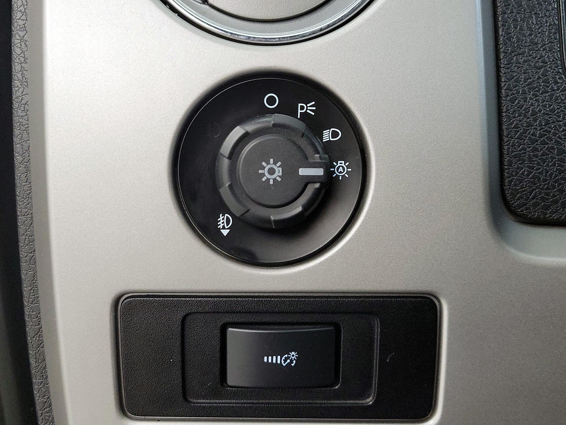 Thumbnail: 2014 Ford F-150 - 13