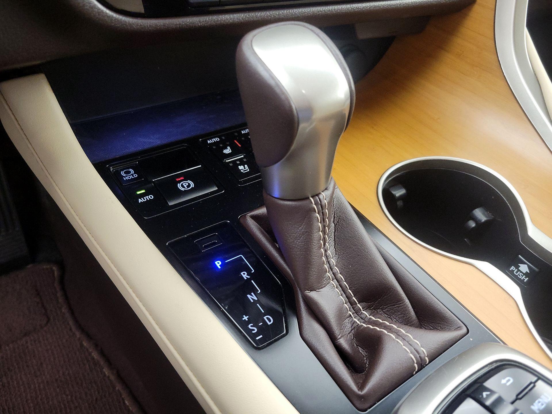 Thumbnail: 2019 Lexus RX - 18