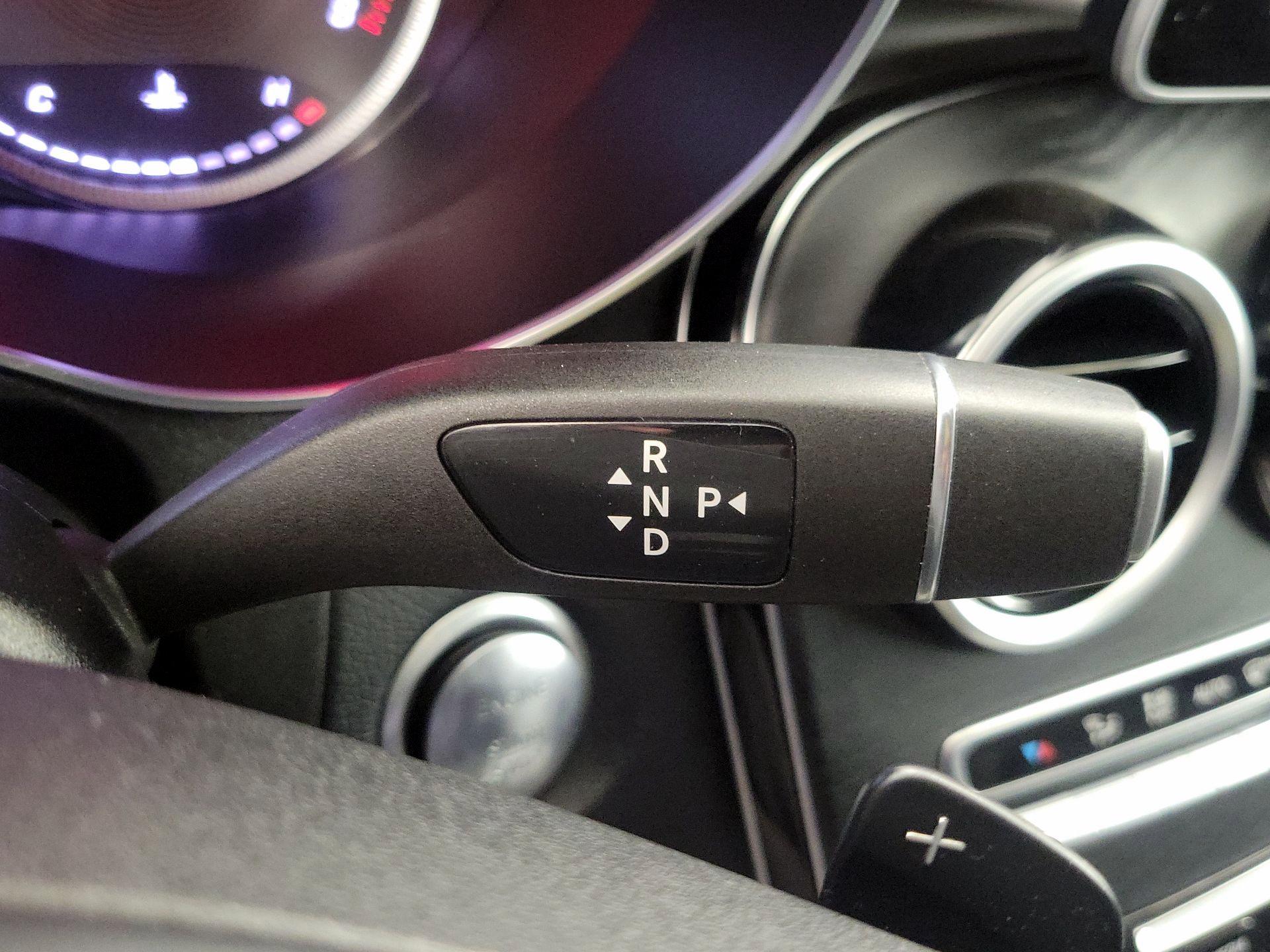 Thumbnail: 2019 Mercedes-Benz GLC - 16