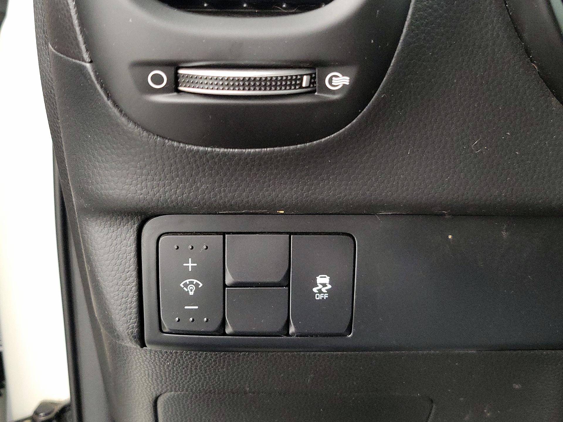 Thumbnail: 2016 Kia Soul - 13