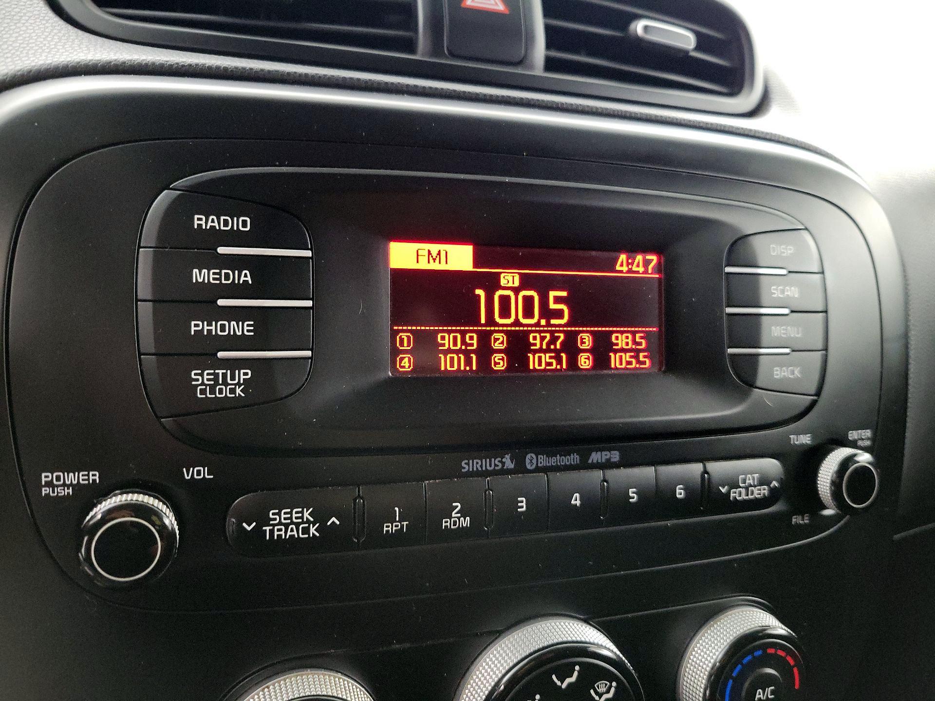 Thumbnail: 2016 Kia Soul - 14