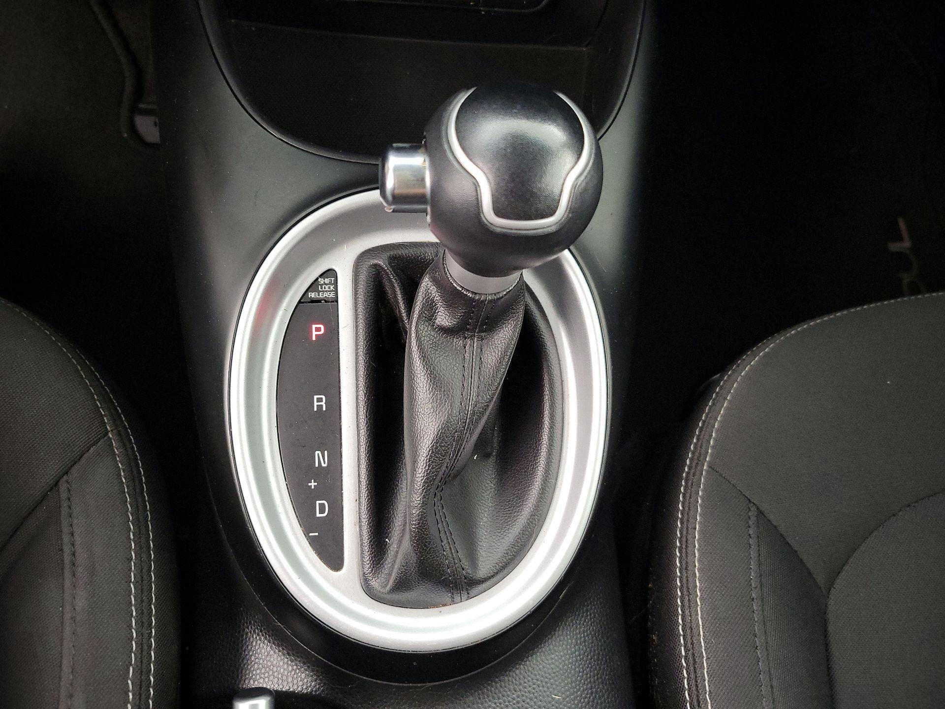 Thumbnail: 2016 Kia Soul - 16