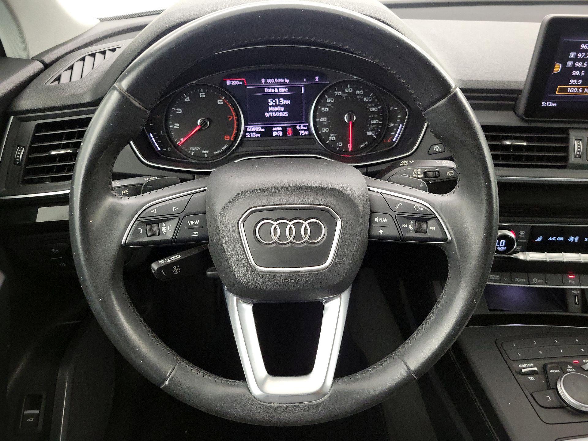Thumbnail: 2020 Audi Q5 - 10