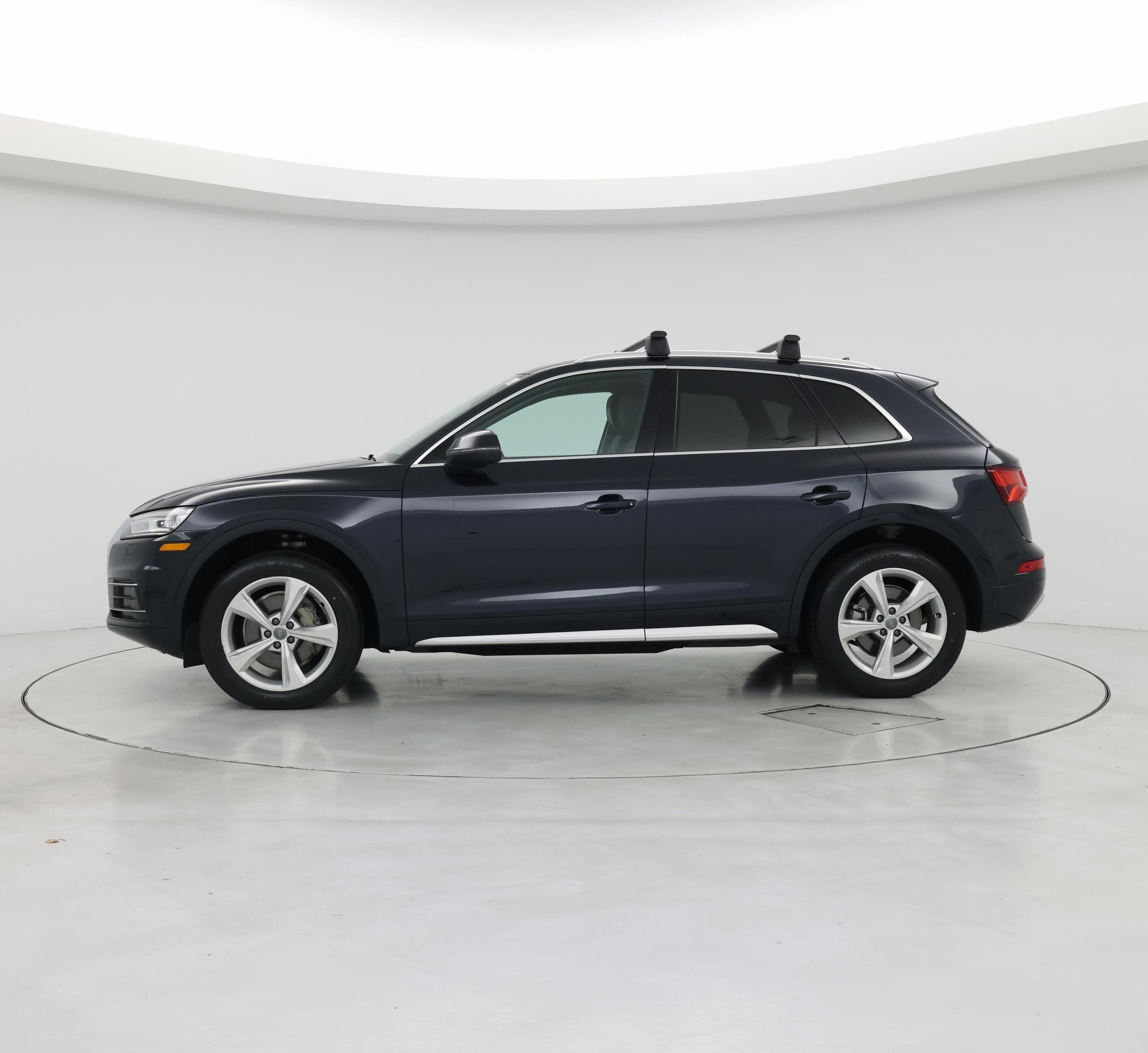 Thumbnail: 2020 Audi Q5 - 3
