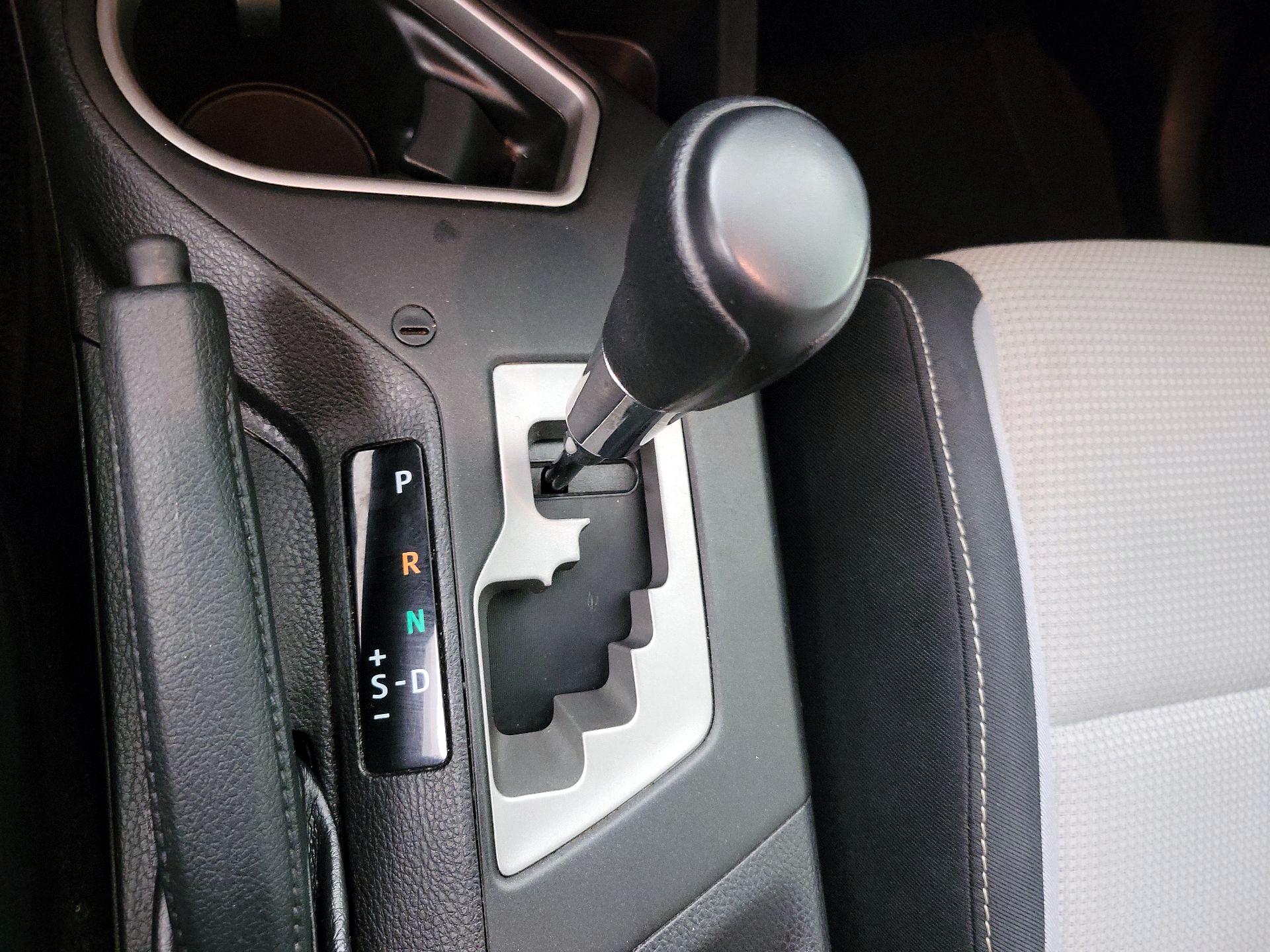 Thumbnail: 2016 Toyota RAV4 - 17