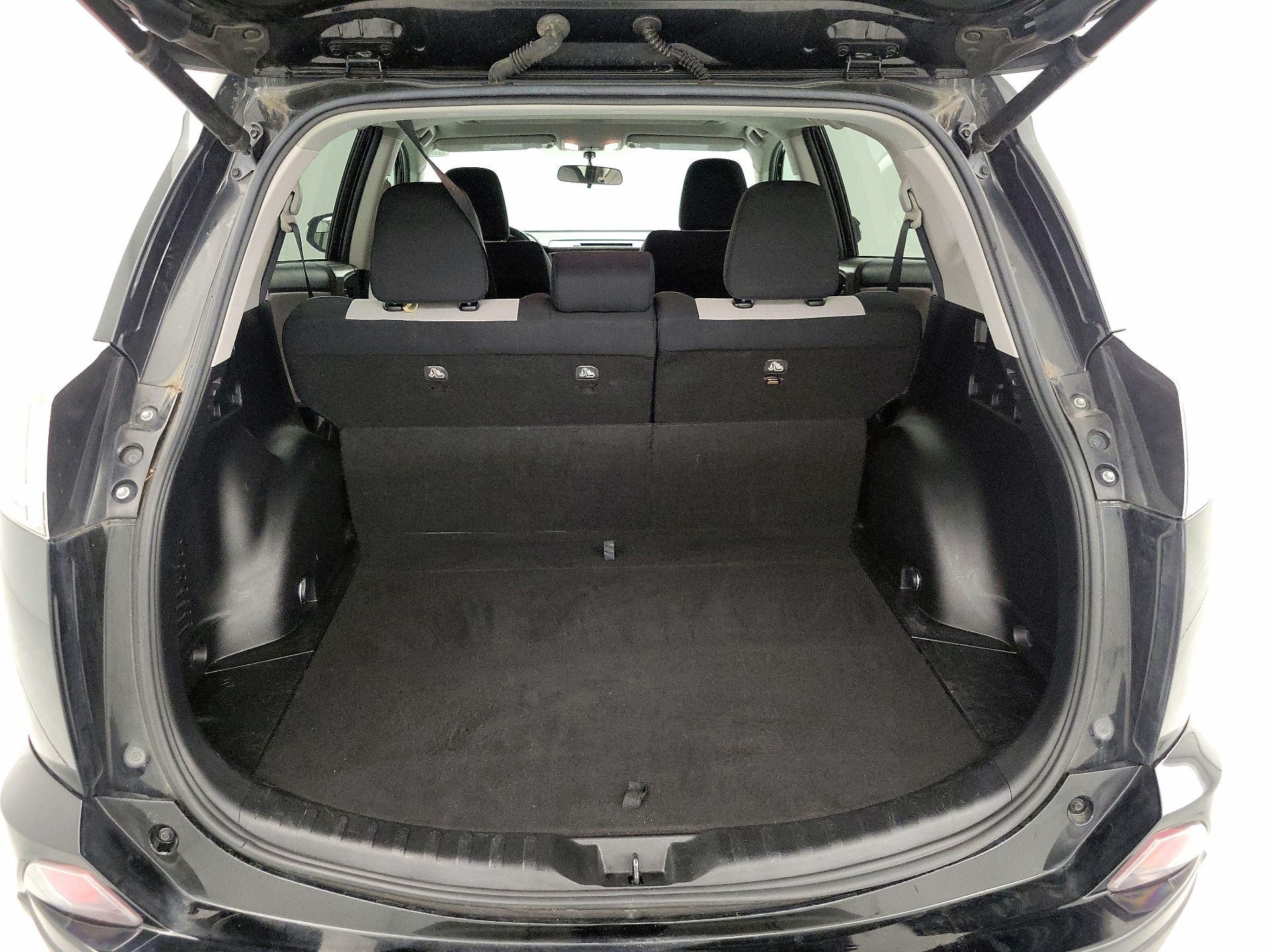 Thumbnail: 2016 Toyota RAV4 - 20