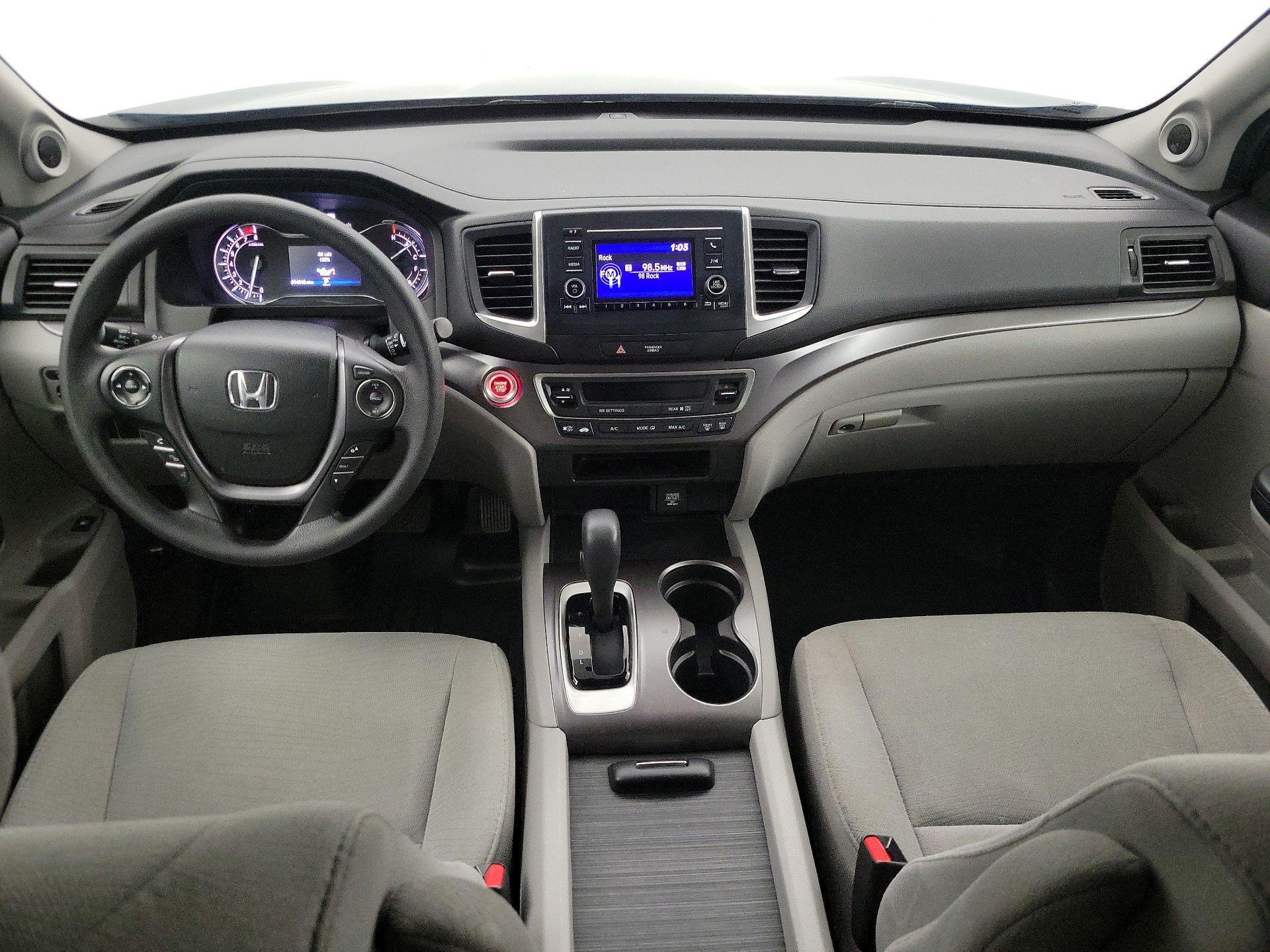 Thumbnail: 2018 Honda Pilot - 9