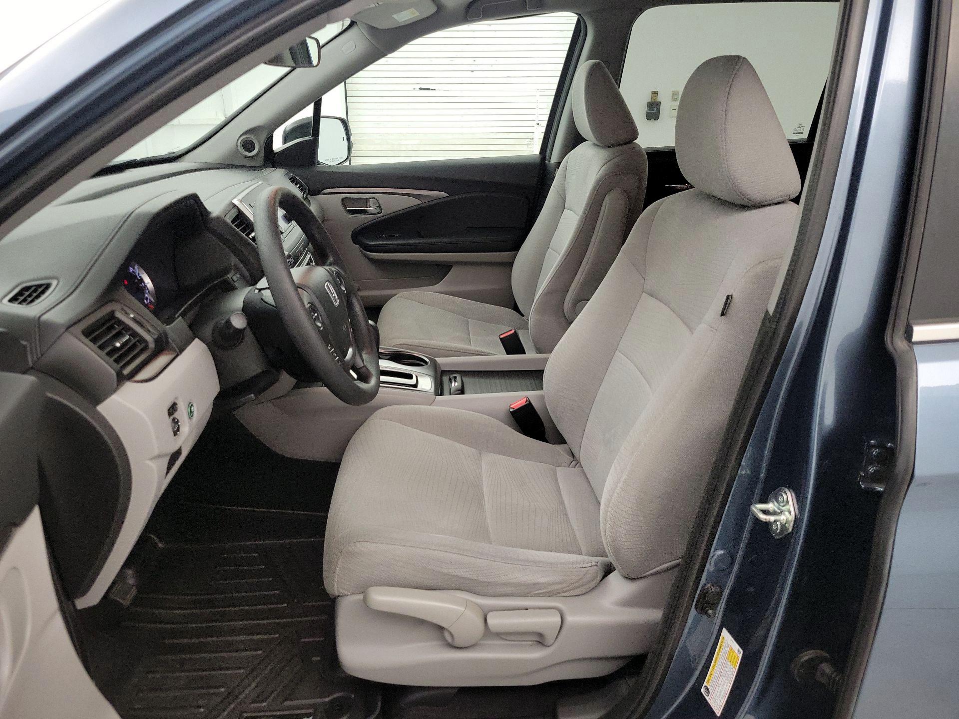 Thumbnail: 2018 Honda Pilot - 11