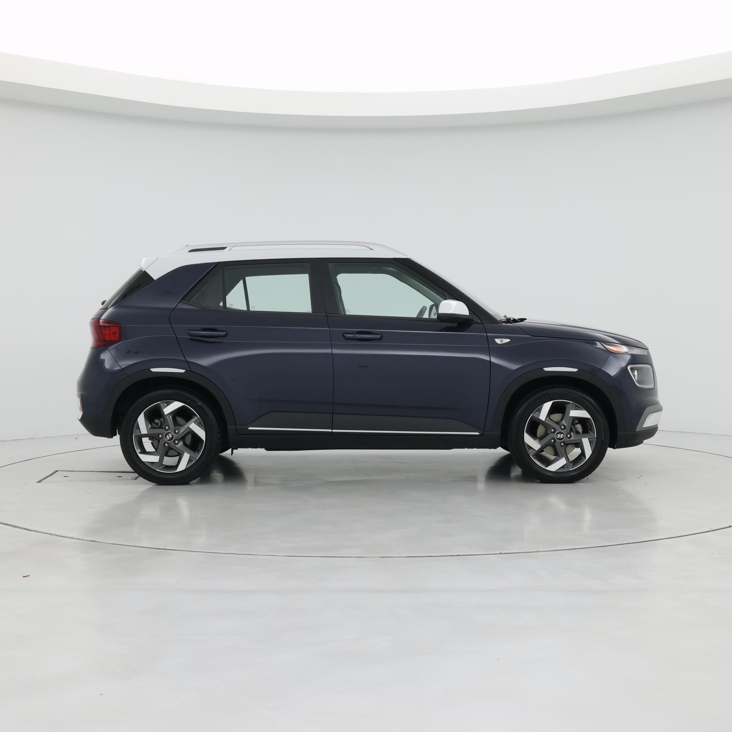Thumbnail: 2020 Hyundai Venue - 7