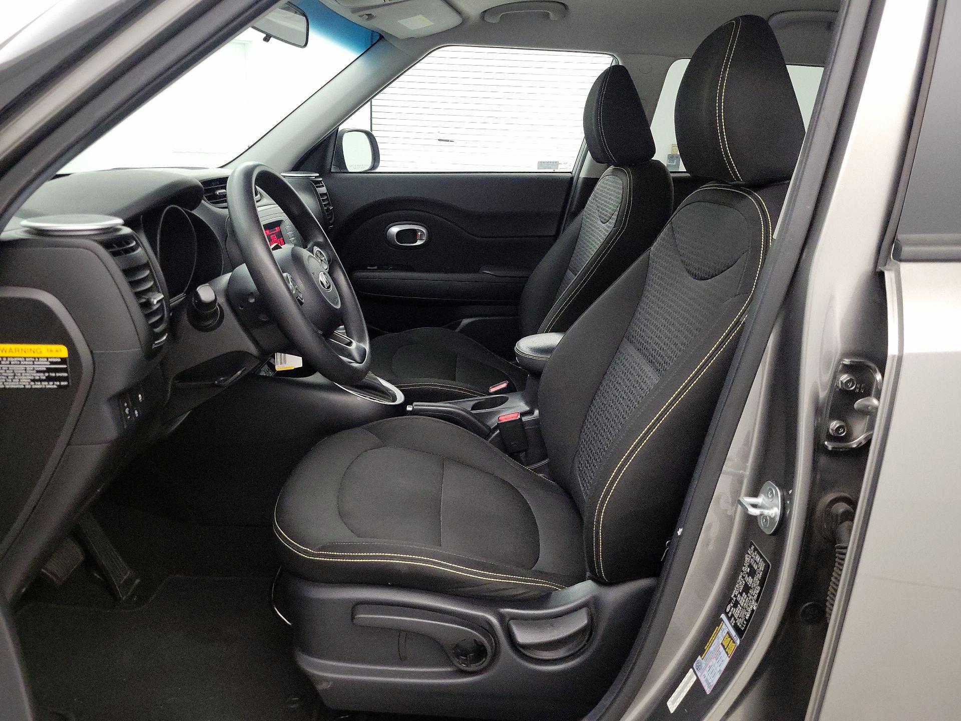 Thumbnail: 2015 Kia Soul - 11