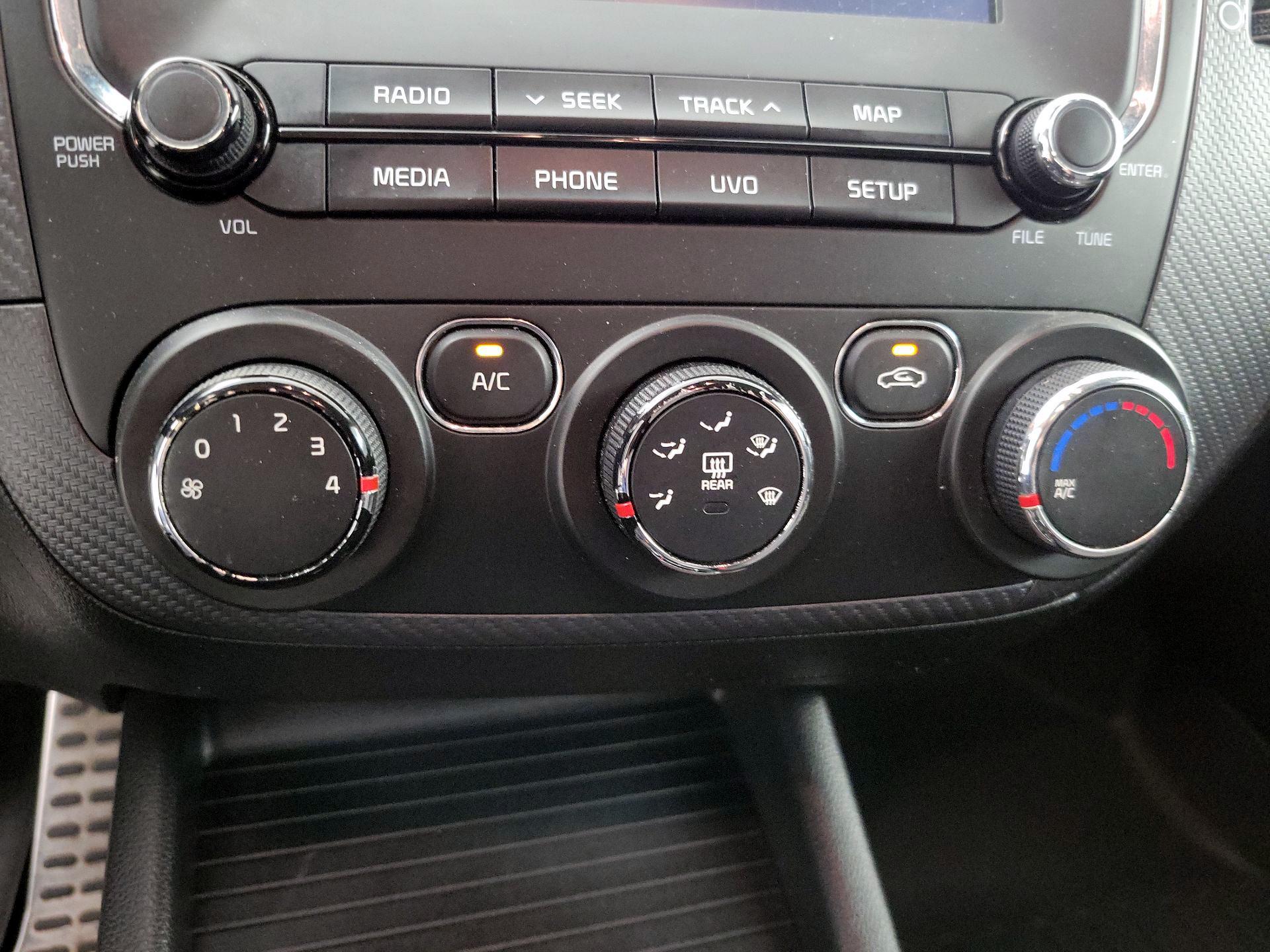 Thumbnail: 2017 Kia Forte - 16