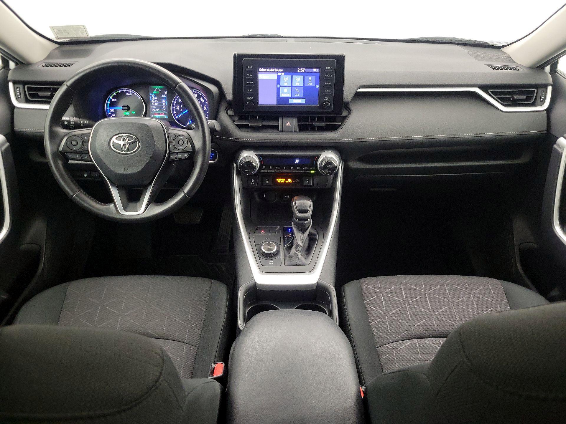 Thumbnail: 2019 Toyota RAV4 - 9
