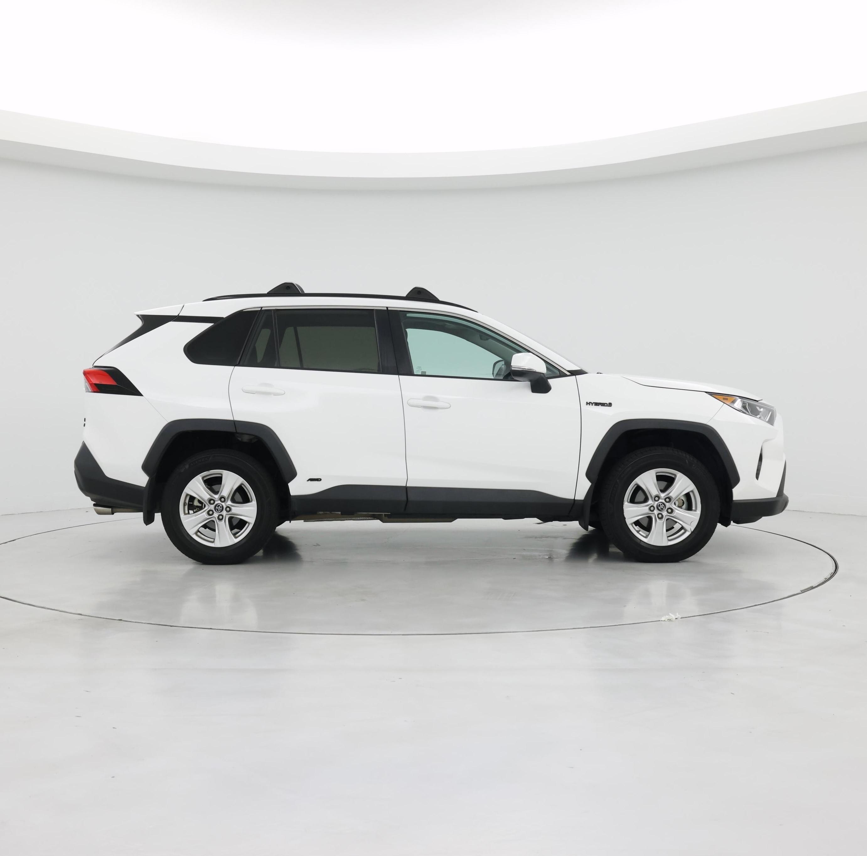 Thumbnail: 2019 Toyota RAV4 - 7