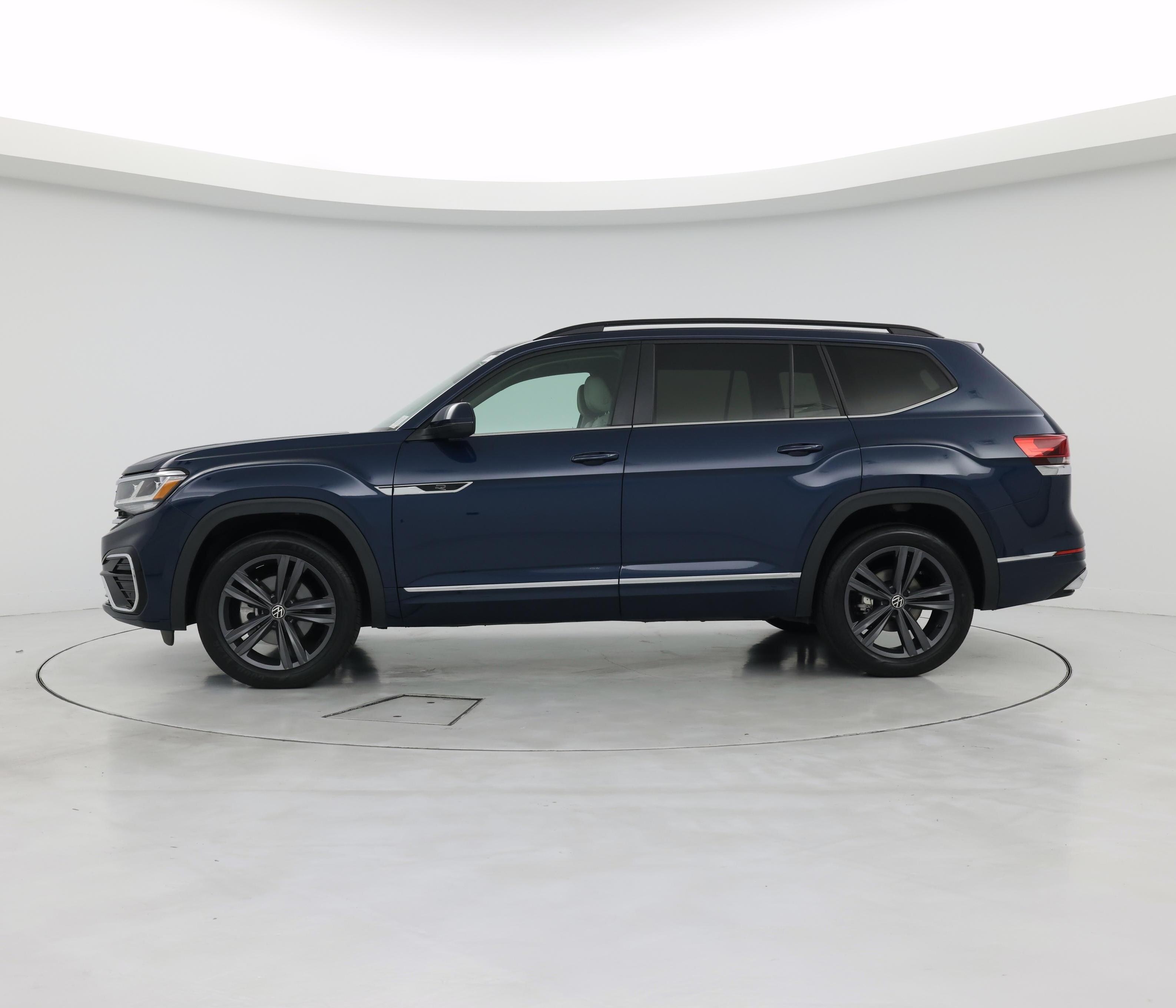 Thumbnail: 2021 Volkswagen Atlas - 3
