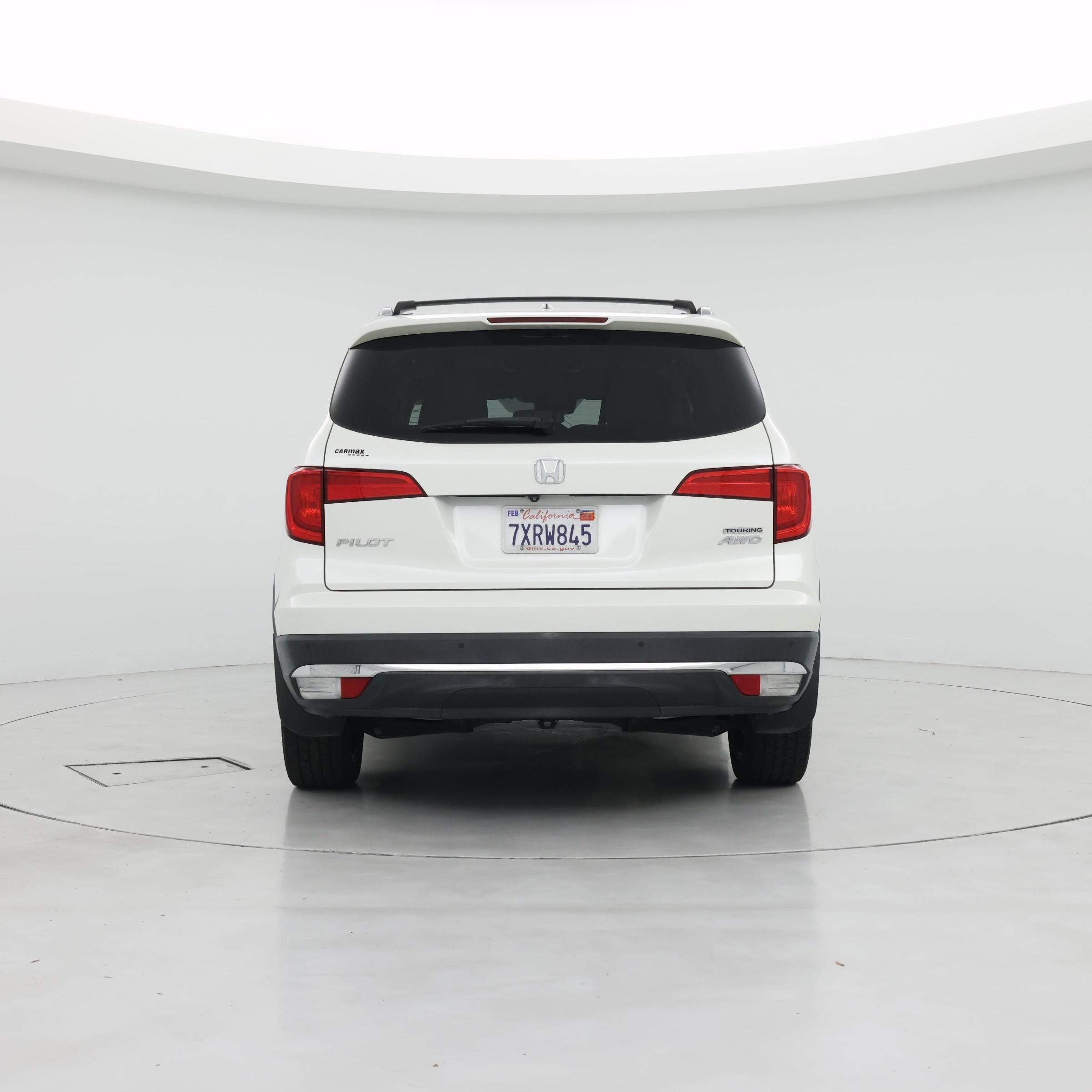 Thumbnail: 2017 Honda Pilot - 6