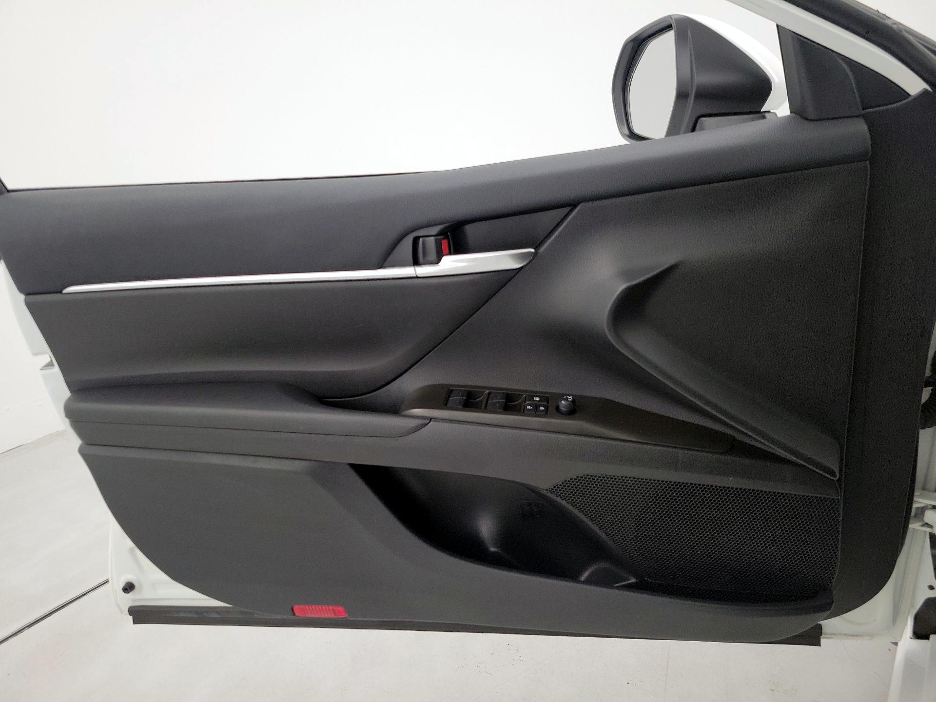 Thumbnail: 2024 Toyota Camry - 12