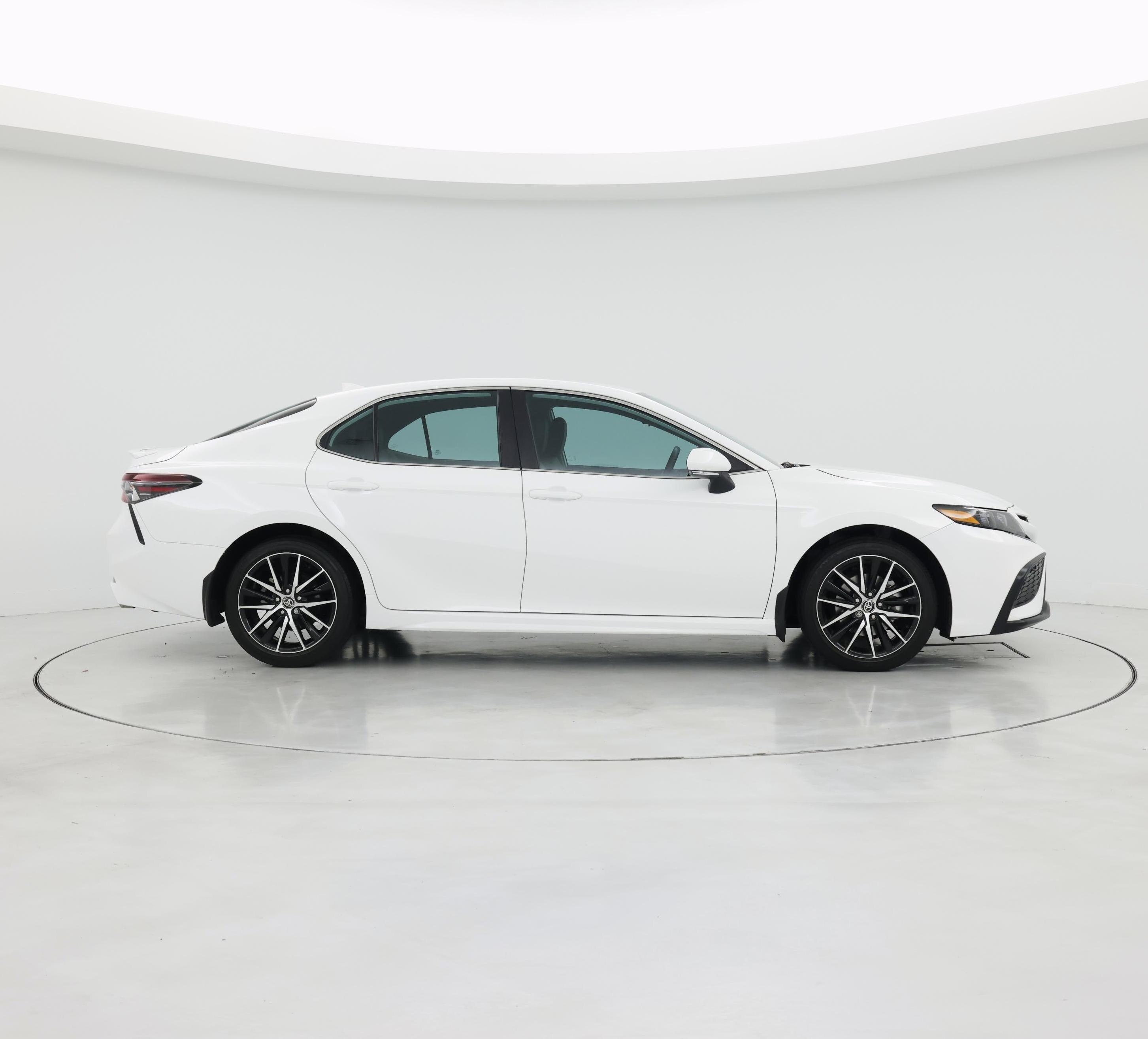Thumbnail: 2024 Toyota Camry - 7
