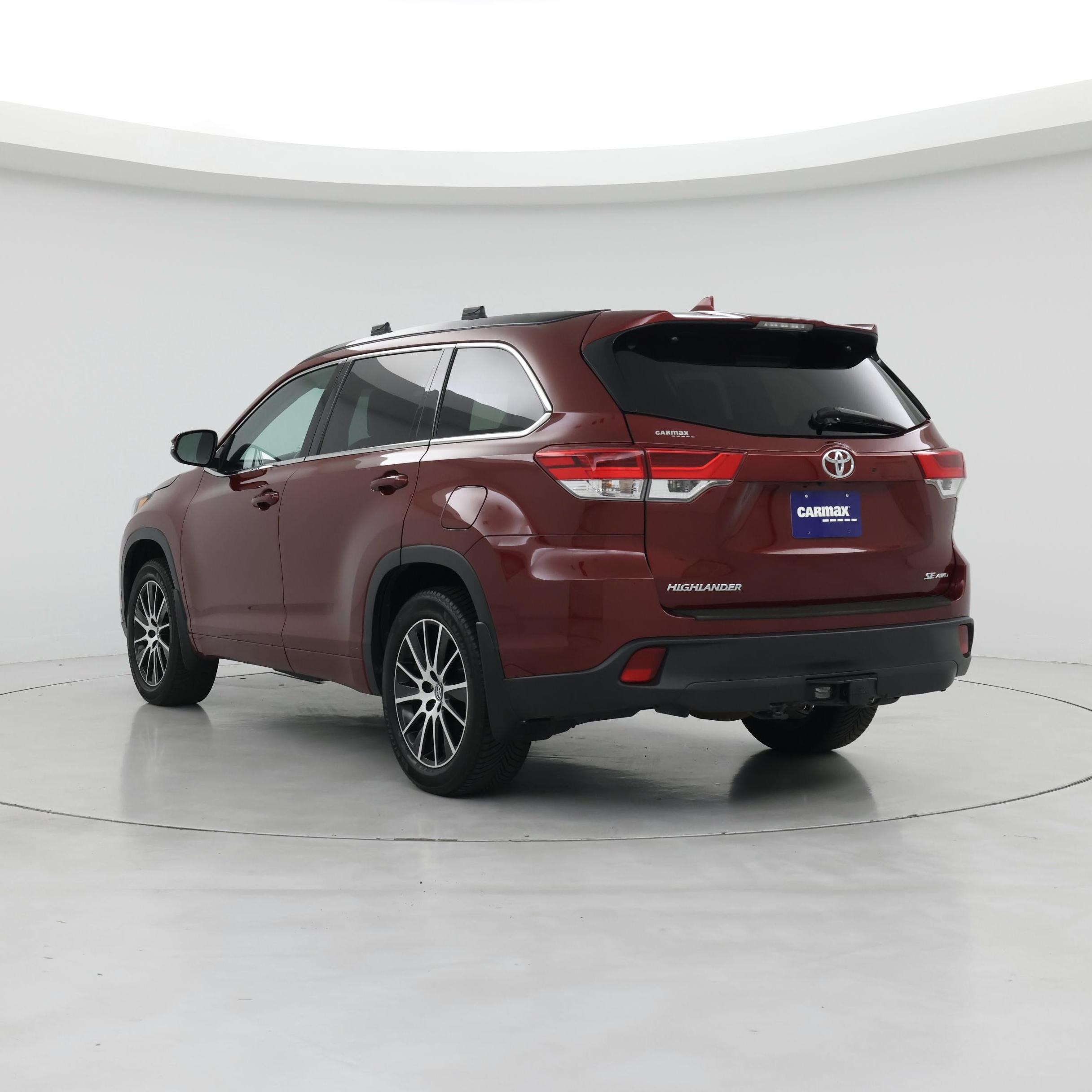 Thumbnail: 2018 Toyota Highlander - 2