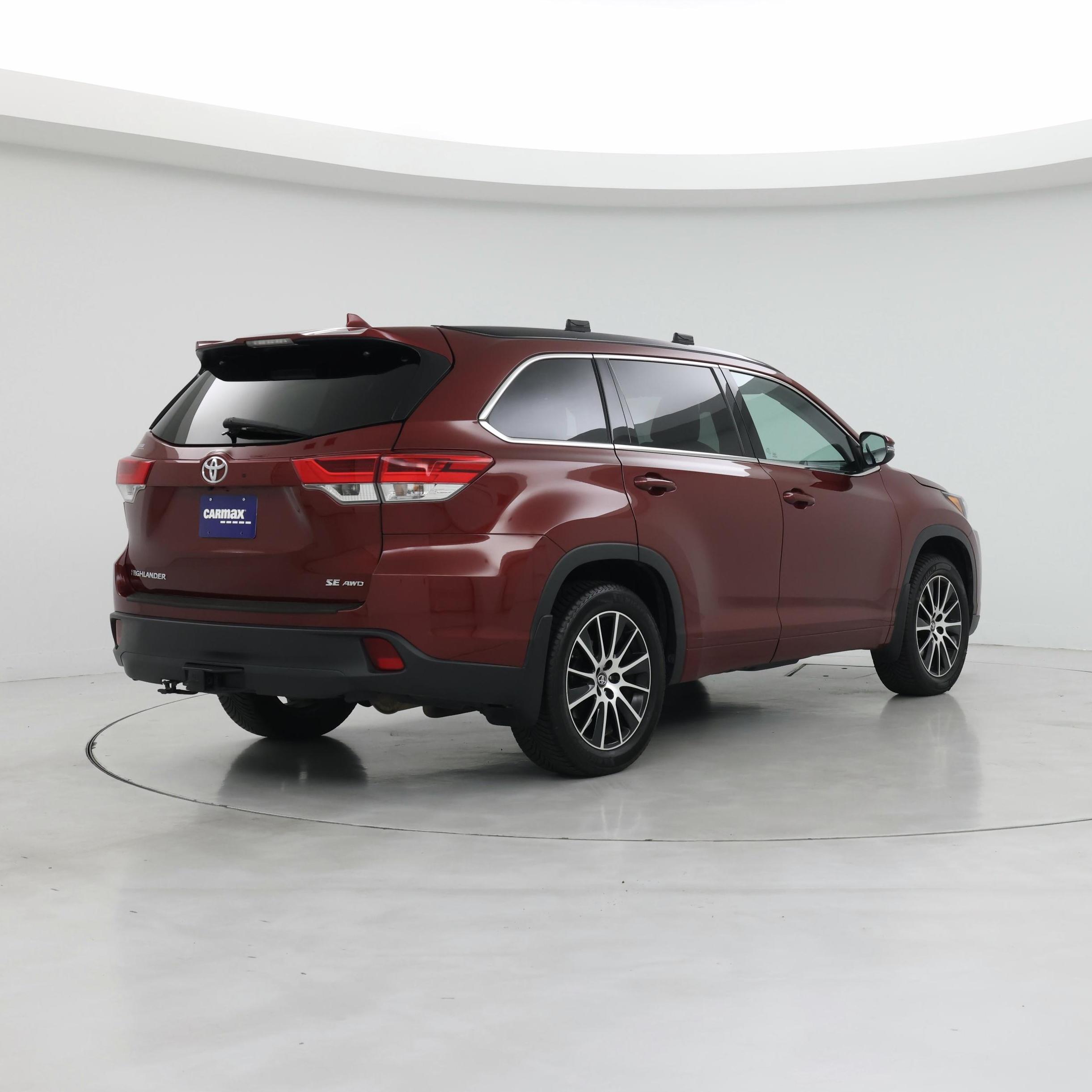 Thumbnail: 2018 Toyota Highlander - 8