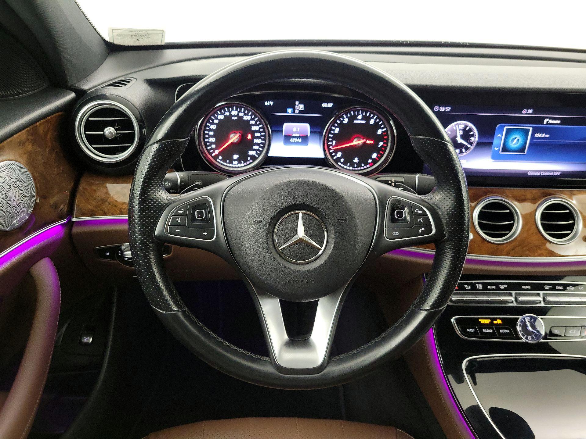 Thumbnail: 2018 Mercedes-Benz E-Class - 10