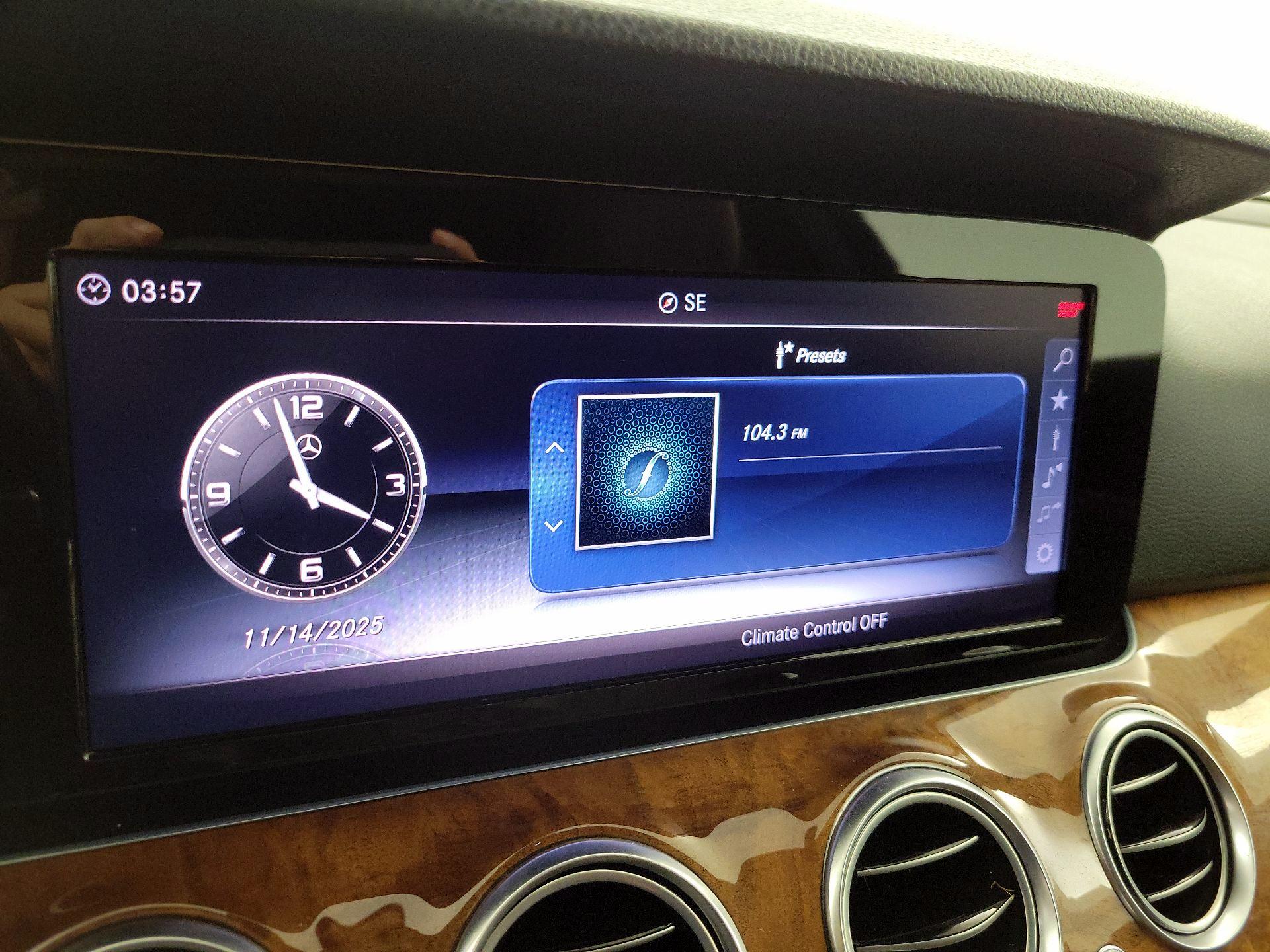 Thumbnail: 2018 Mercedes-Benz E-Class - 14