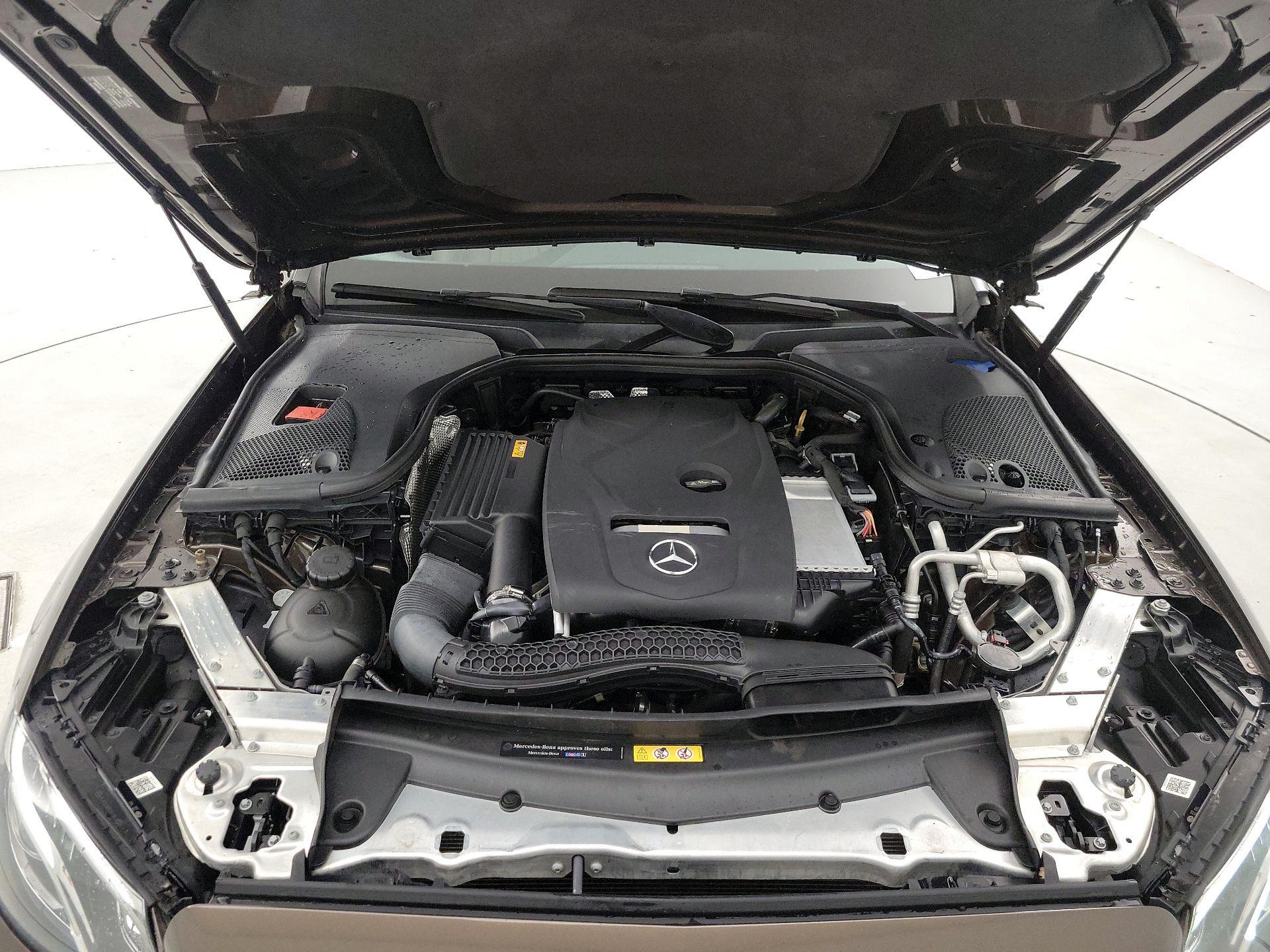 Thumbnail: 2018 Mercedes-Benz E-Class - 20