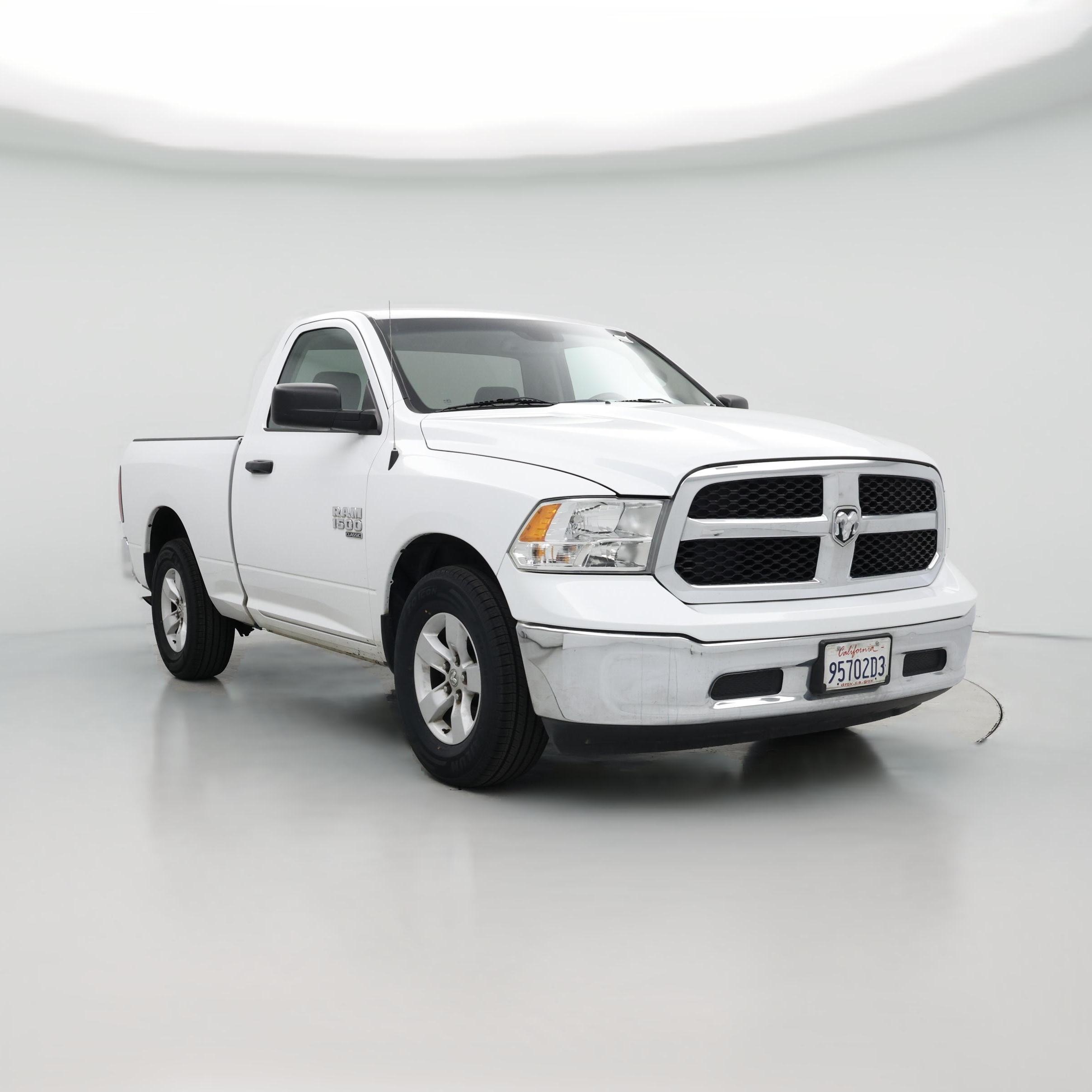 Thumbnail: 2020 RAM 1500 Classic - 1