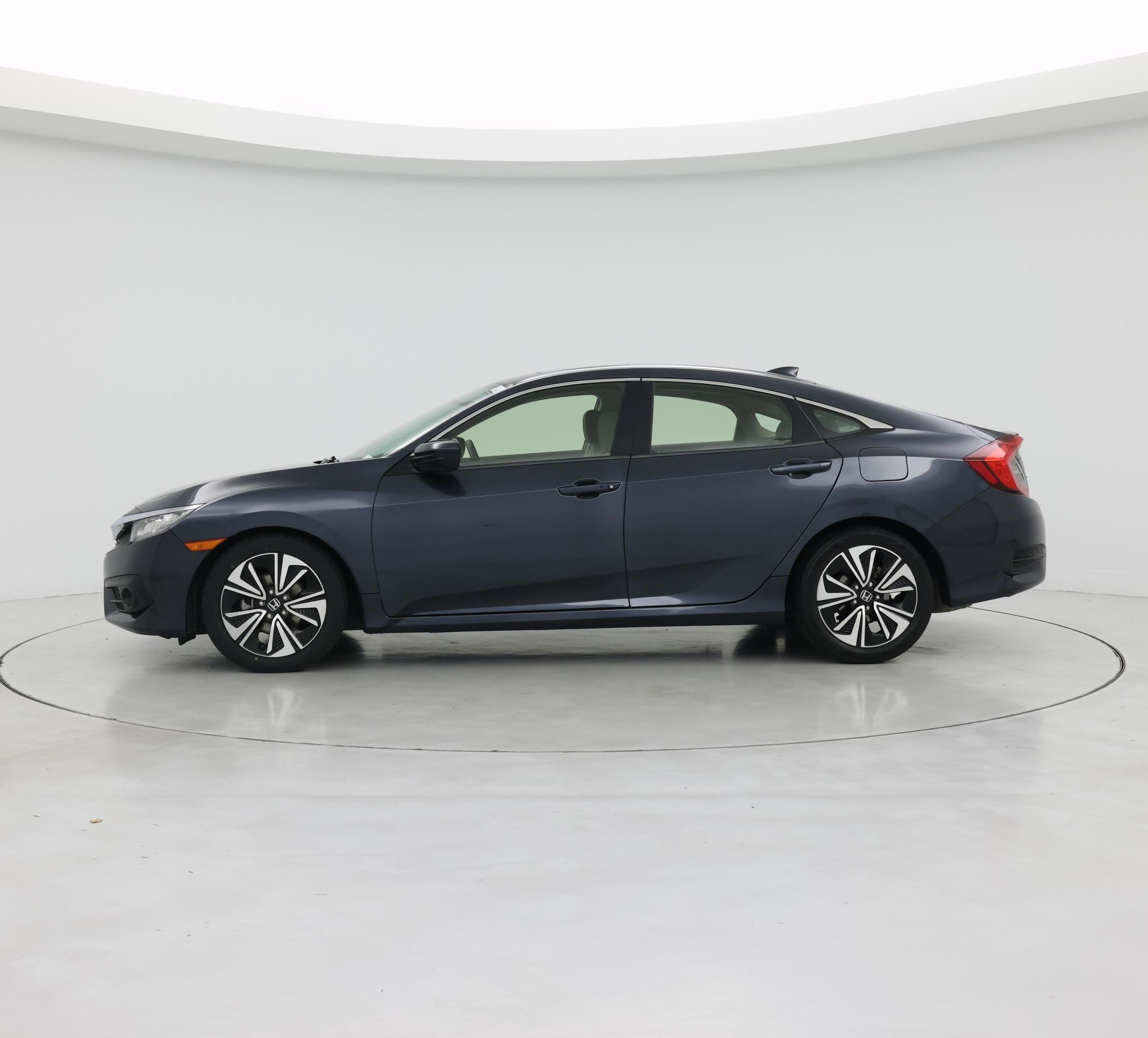 Thumbnail: 2018 Honda Civic - 3
