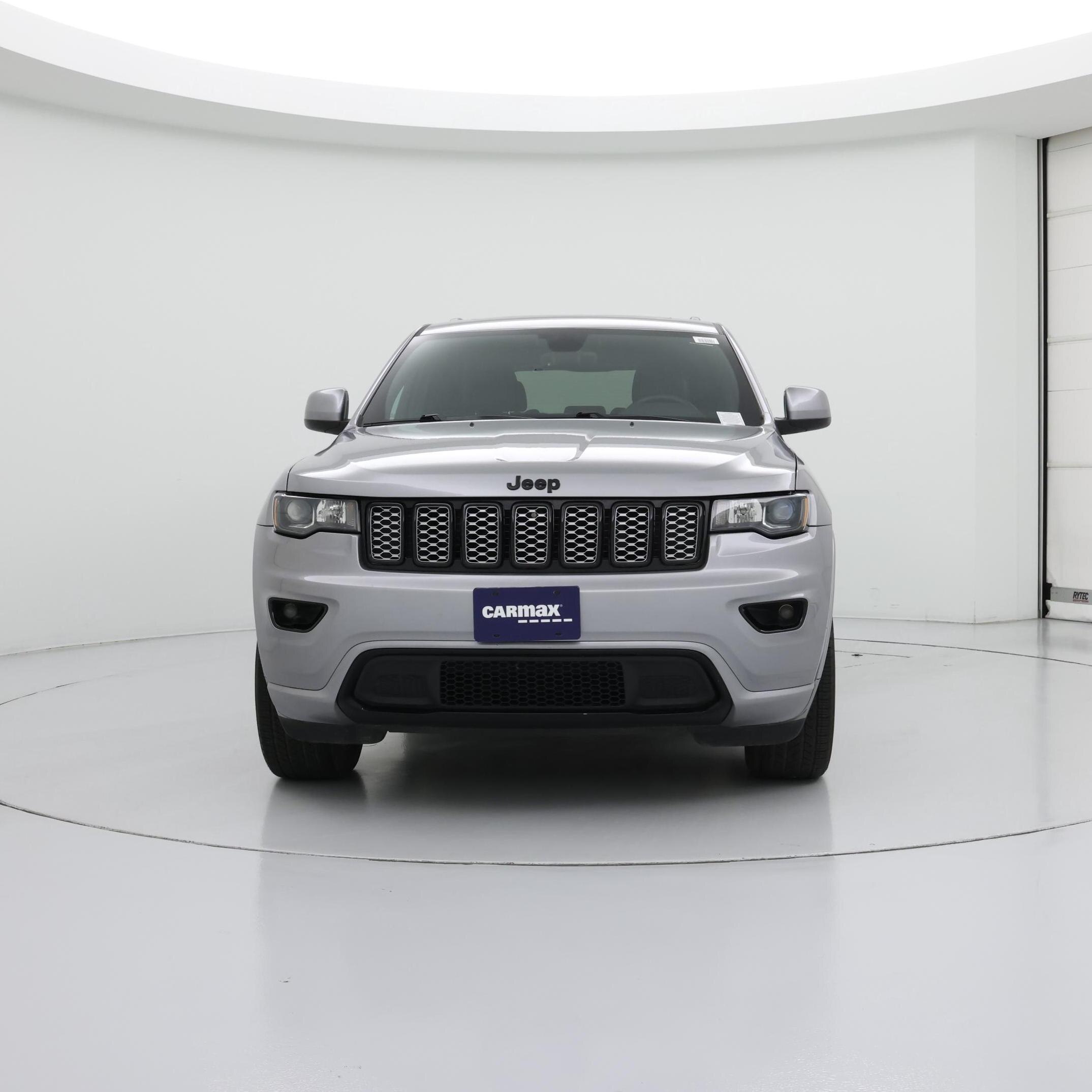 Thumbnail: 2017 Jeep Grand Cherokee - 5