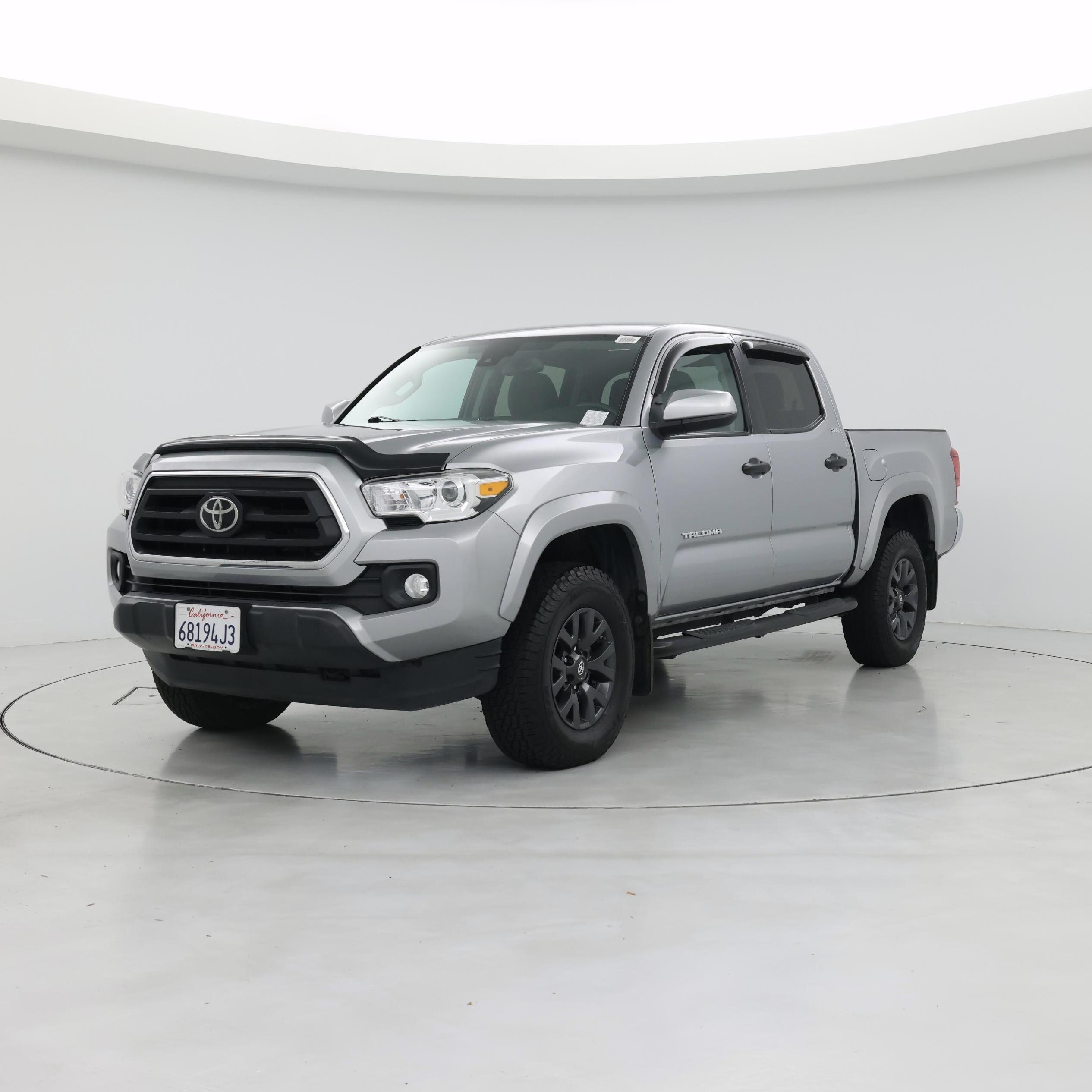 Thumbnail: 2020 Toyota Tacoma - 4