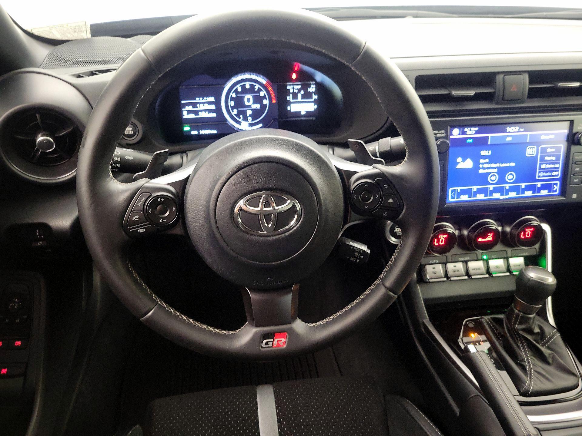 Thumbnail: 2023 Toyota GR86 - 10