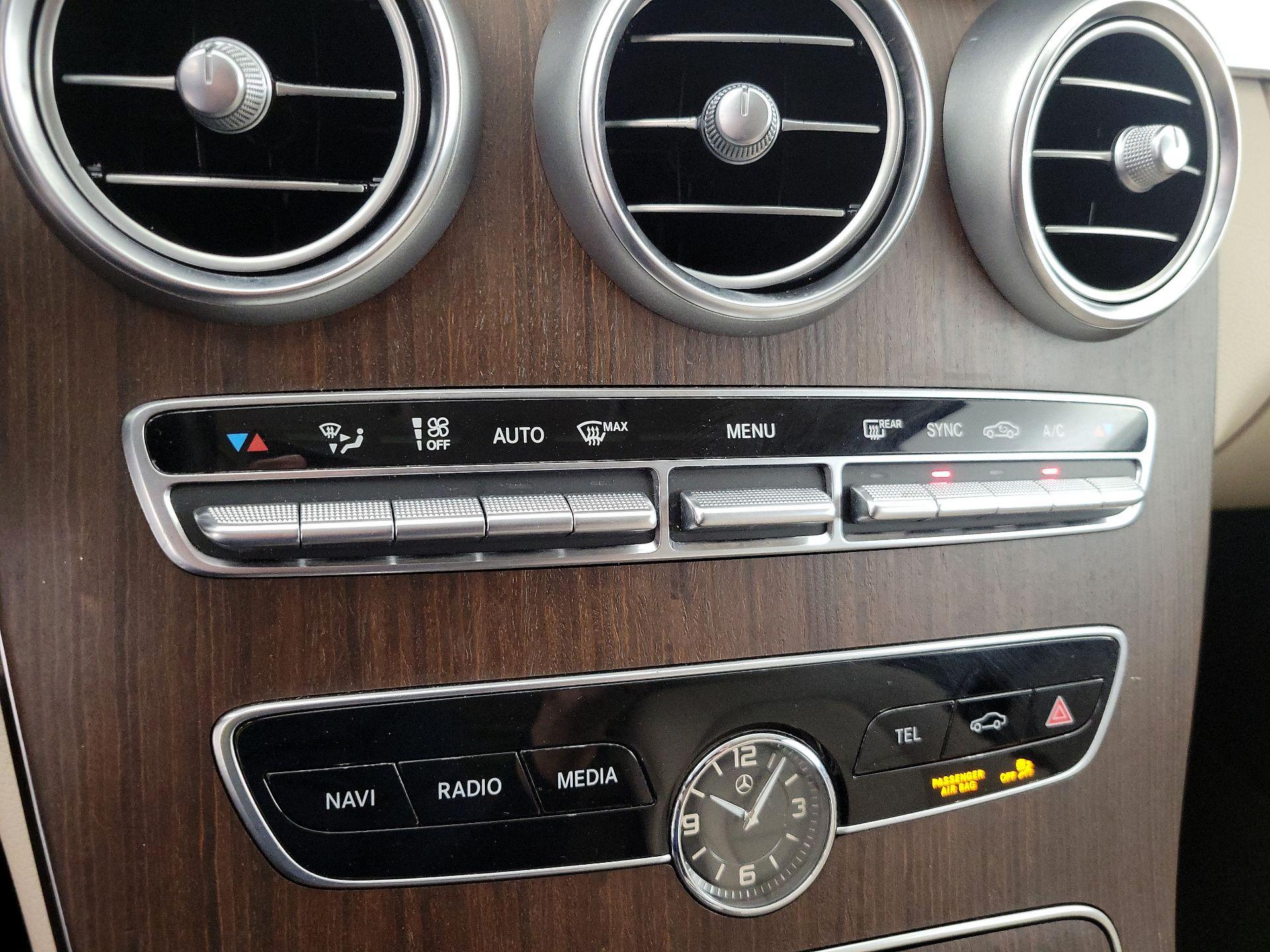 Thumbnail: 2021 Mercedes-Benz C-Class - 16